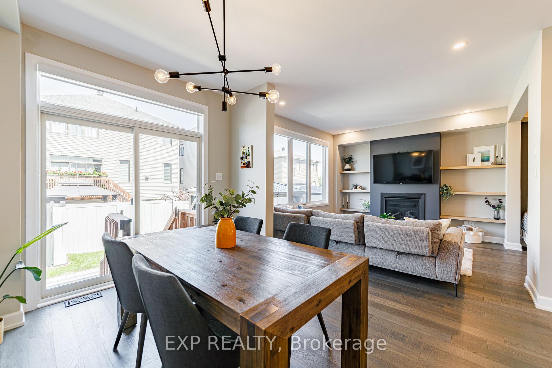 Photo 10 of 17 Allan Moore Place, Ottawa, Stittsville (North) — HOMEH