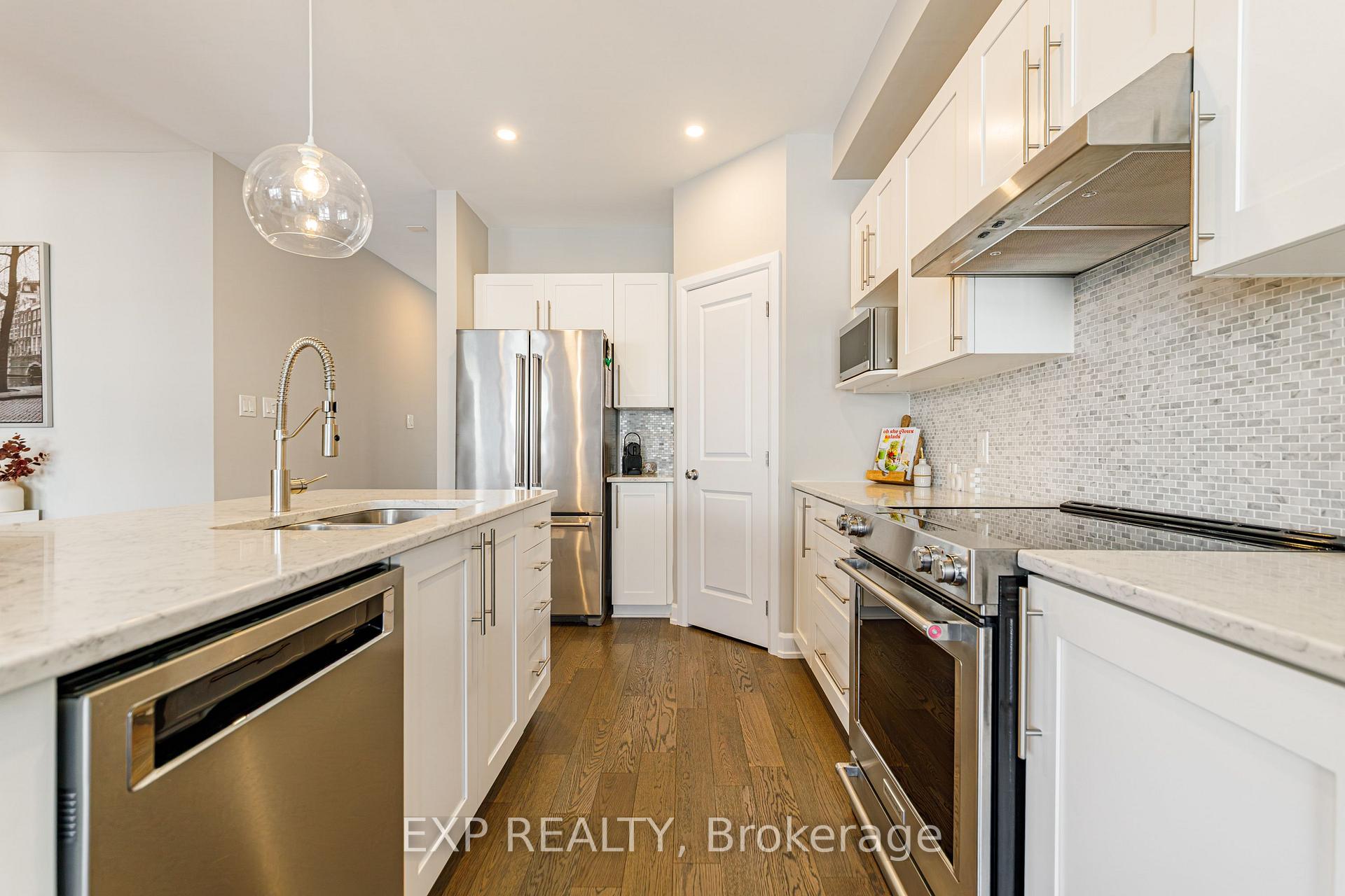 Photo 13 of 17 Allan Moore Place, Ottawa, Stittsville (North) — HOMEH