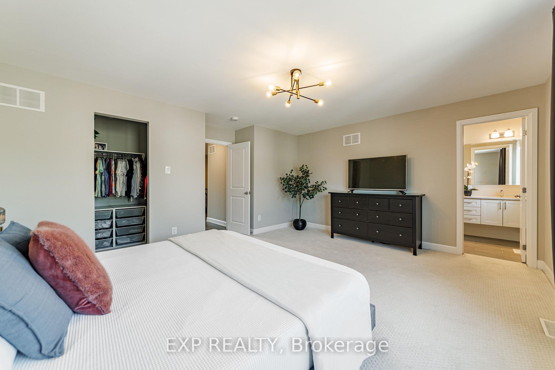 Photo 28 of 17 Allan Moore Place, Ottawa, Stittsville (North) — HOMEH