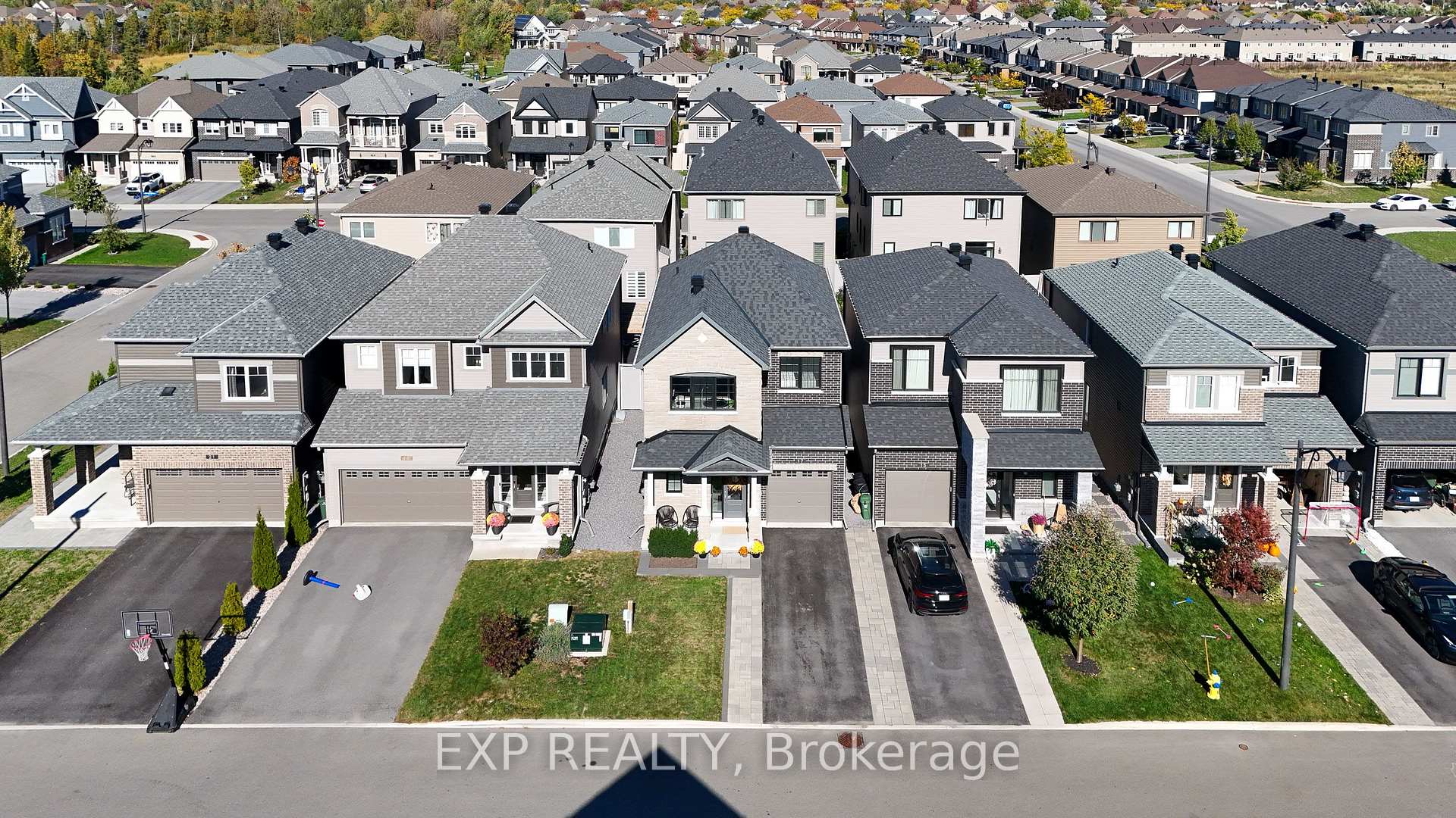Photo 40 of 17 Allan Moore Place, Ottawa, Stittsville (North) — HOMEH