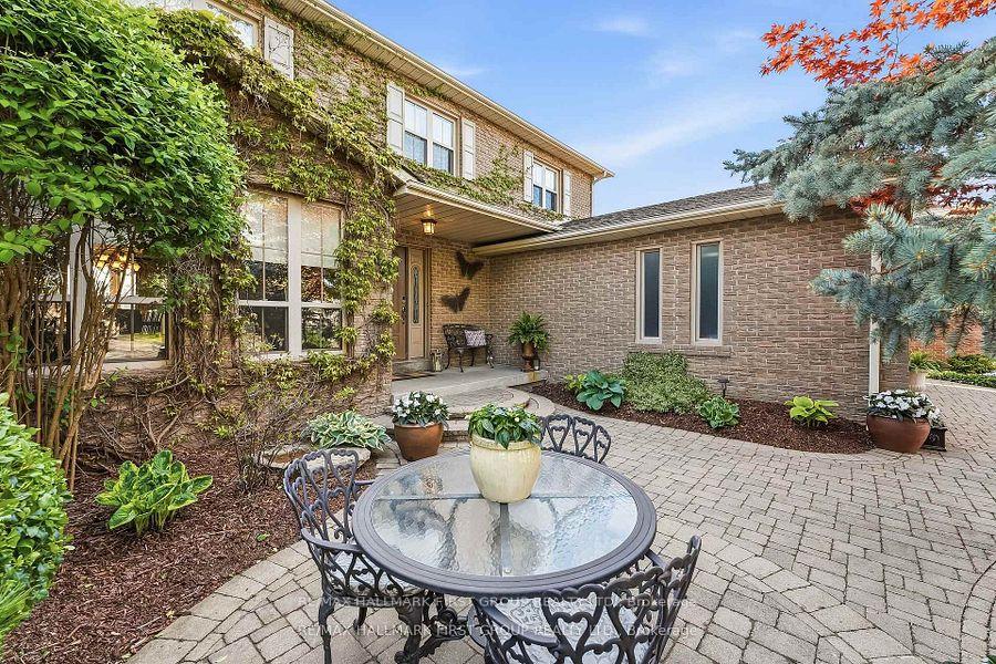 Photo 4 of 14 Ormandy Court, Whitby, Lynde Creek — HOMEH