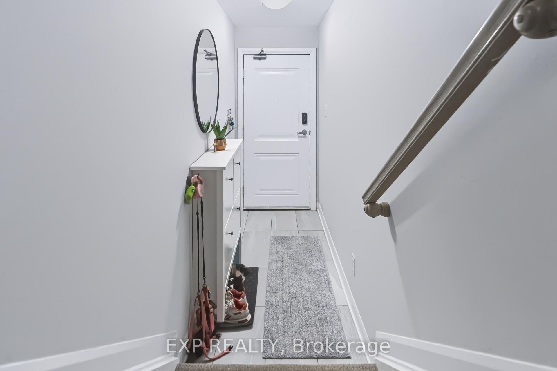 Photo 5 of Unit C, 700 Amberwing Private, Ottawa, Avalon West — HOMEH