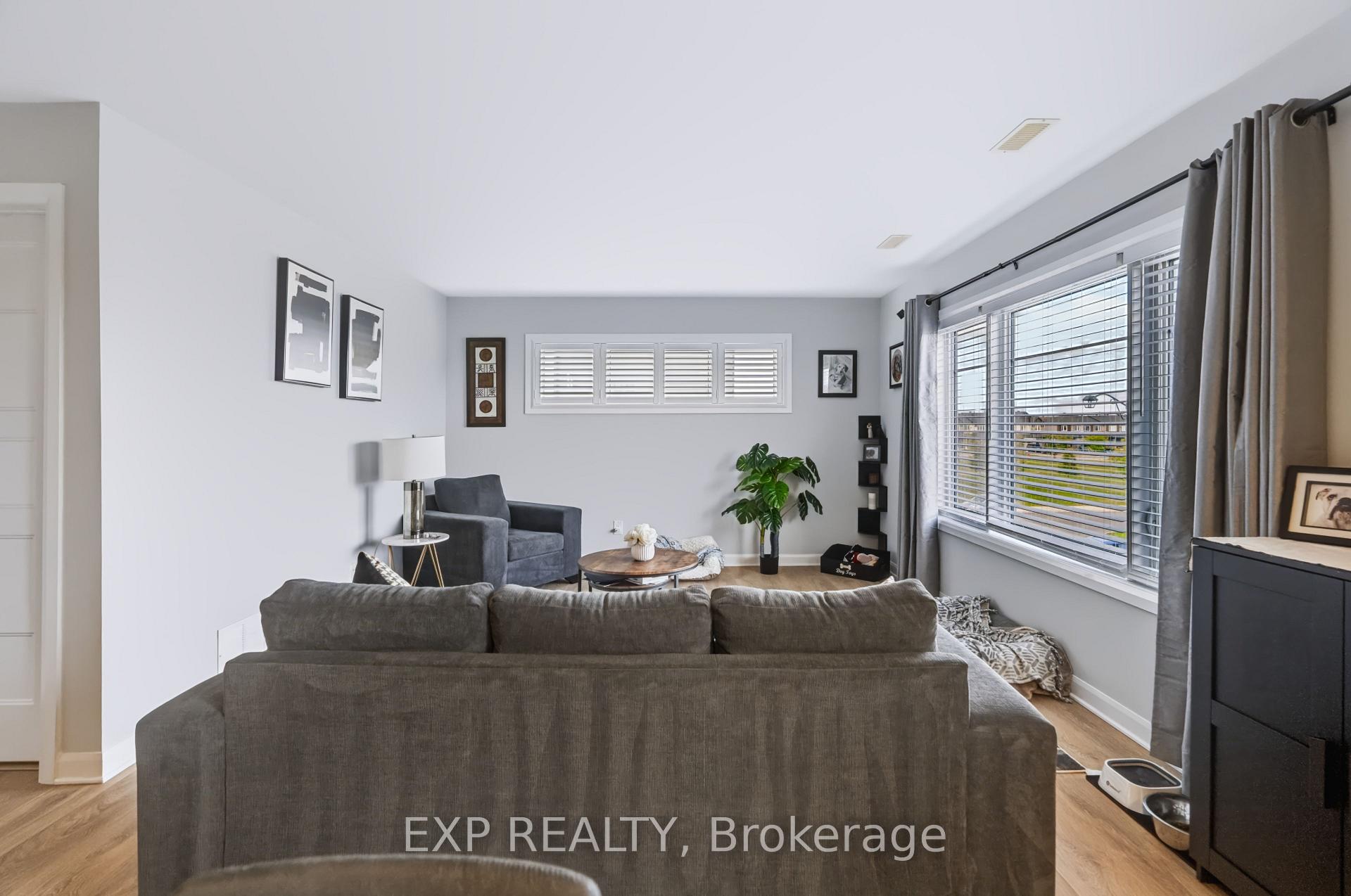Photo 9 of Unit C, 700 Amberwing Private, Ottawa, Avalon West — HOMEH