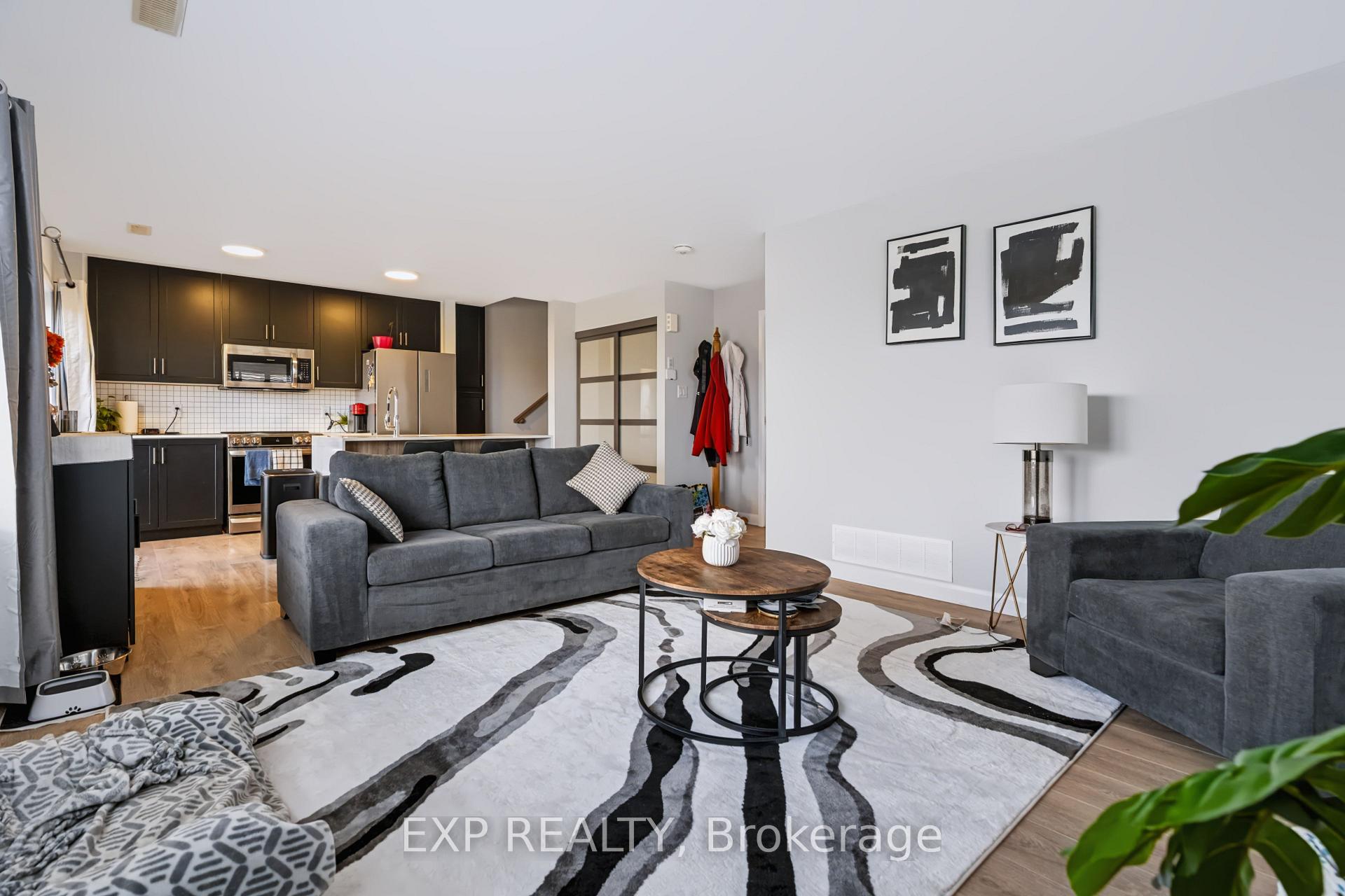 Photo 13 of Unit C, 700 Amberwing Private, Ottawa, Avalon West — HOMEH