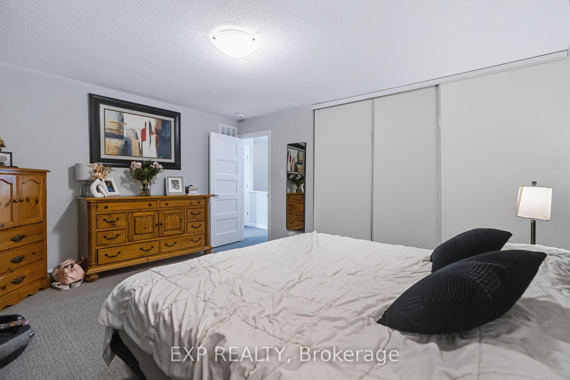 Photo 36 of Unit C, 700 Amberwing Private, Ottawa, Avalon West — HOMEH