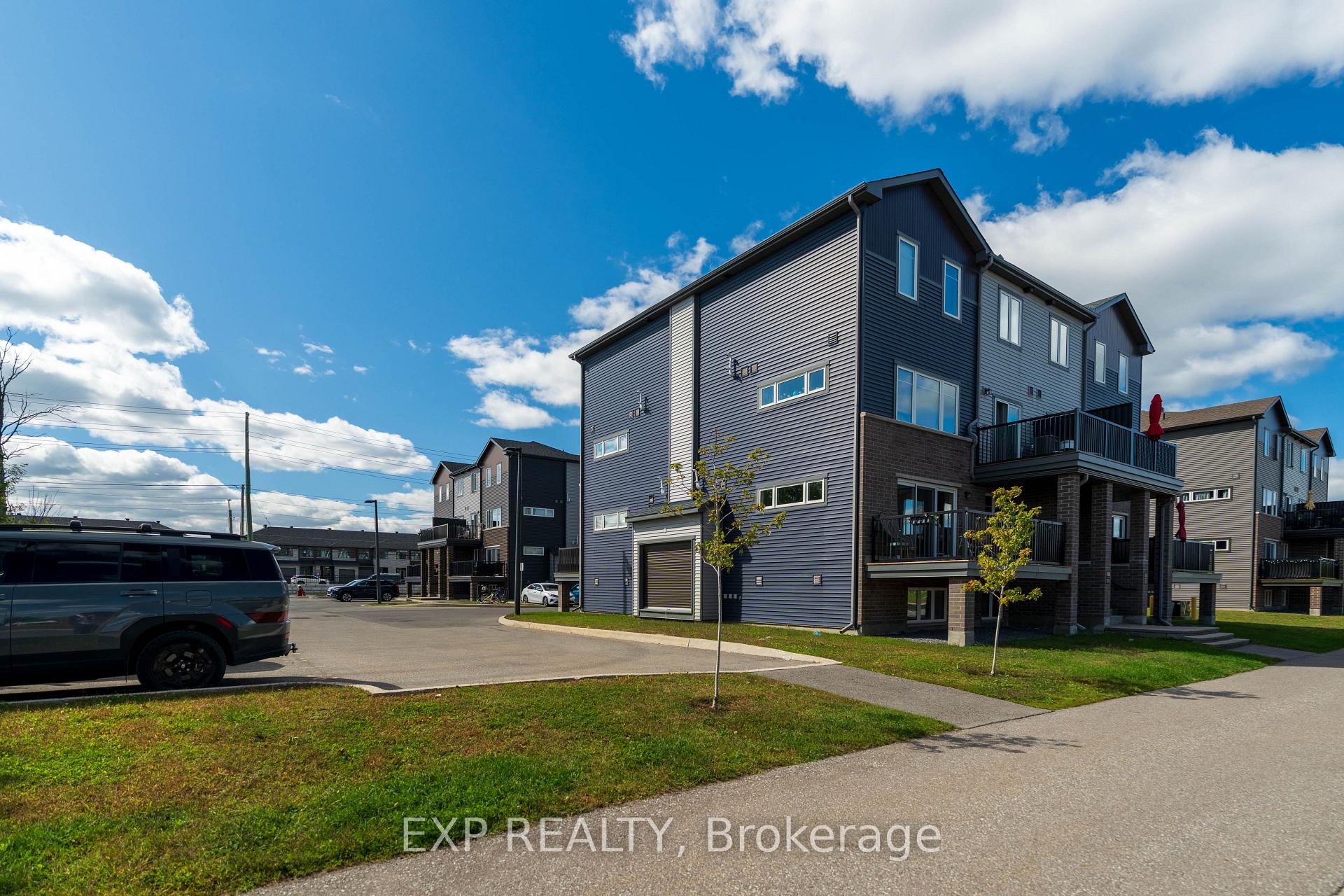 Photo 43 of Unit C, 700 Amberwing Private, Ottawa, Avalon West — HOMEH