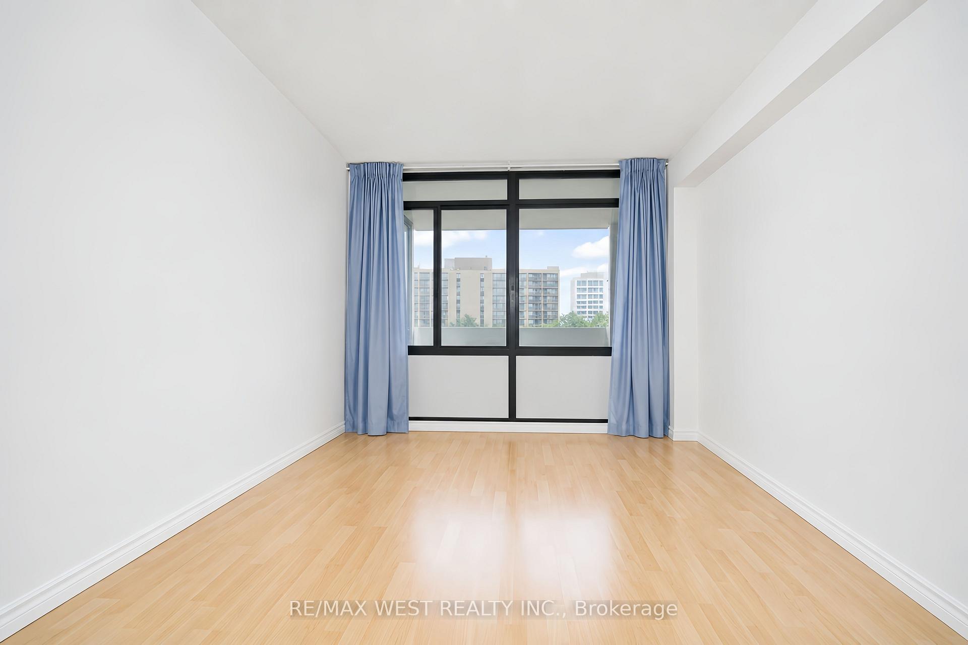 Photo 14 of Unit 510, 3300 Don Mills Road, North York, Don Valley Village — HOMEH