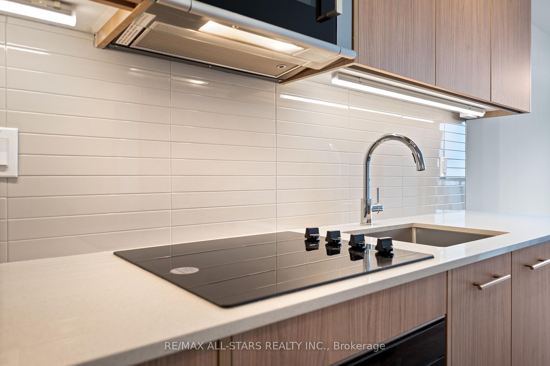 Photo 15 of Unit 1811, 286 Main Street, Toronto, East End-Danforth — HOMEH