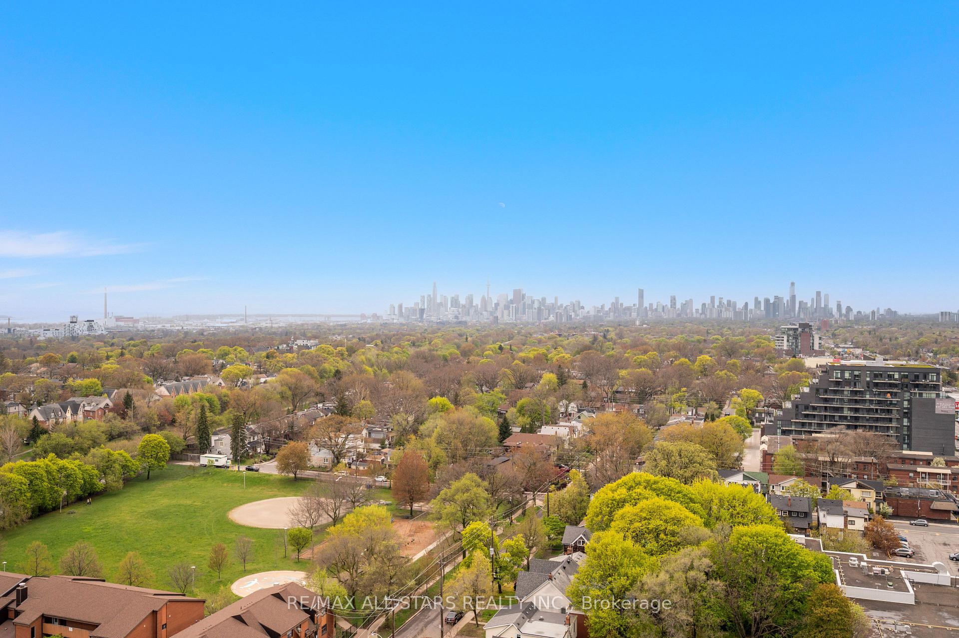 Photo 32 of Unit 1811, 286 Main Street, Toronto, East End-Danforth — HOMEH