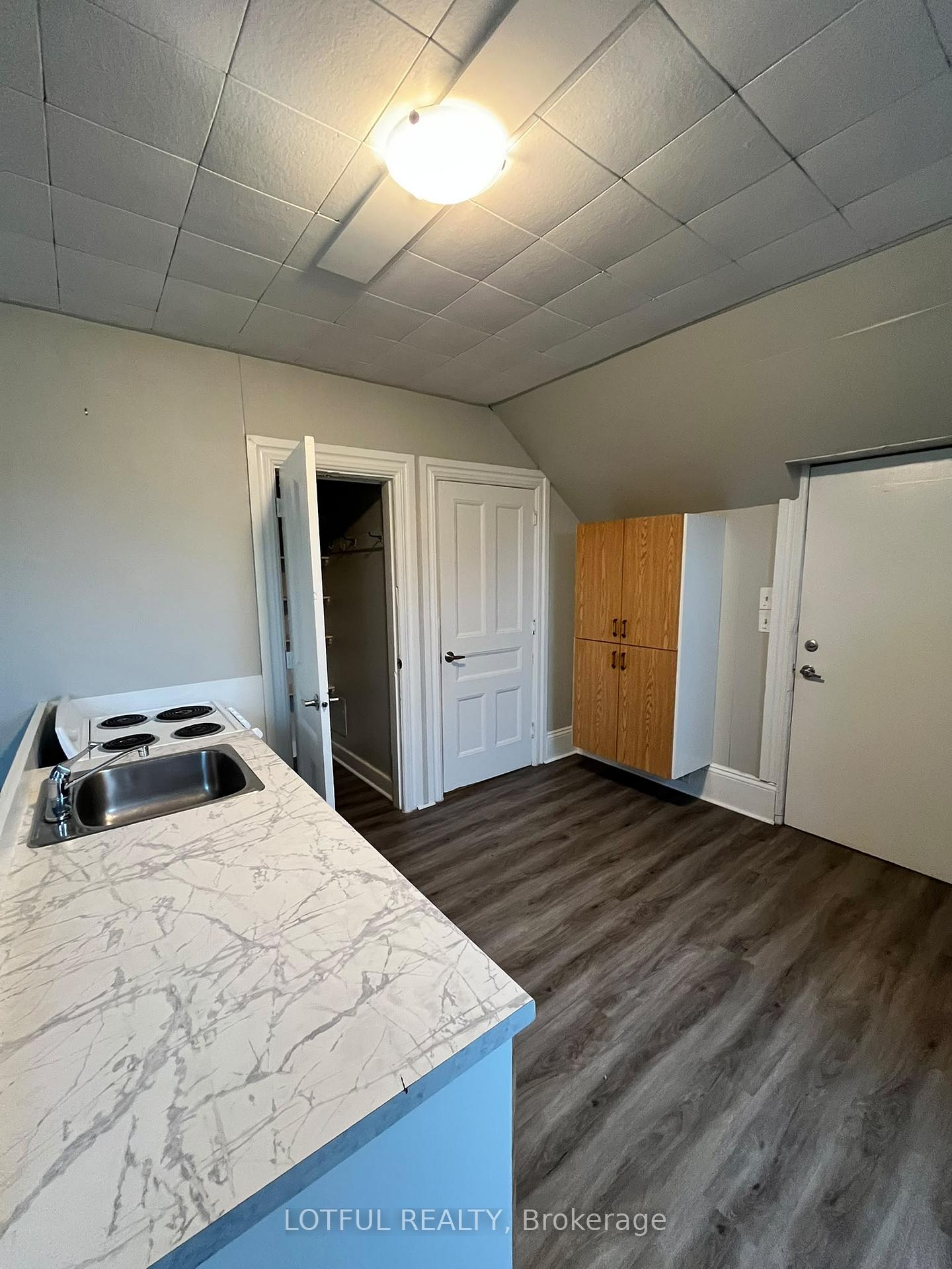 Photo 5 of Unit 4, 33 Lakeshore Drive, South Dundas, Morrisburg — HOMEH