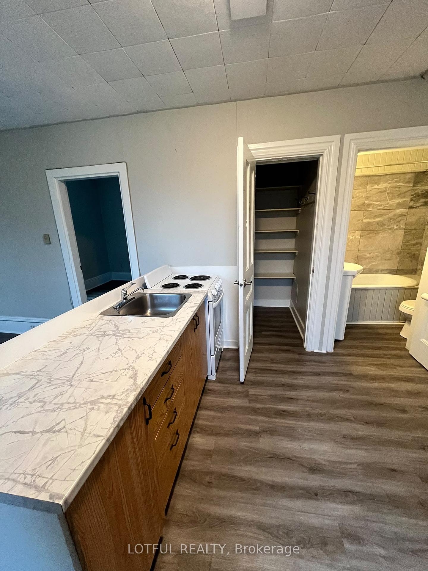 Photo 9 of Unit 4, 33 Lakeshore Drive, South Dundas, Morrisburg — HOMEH