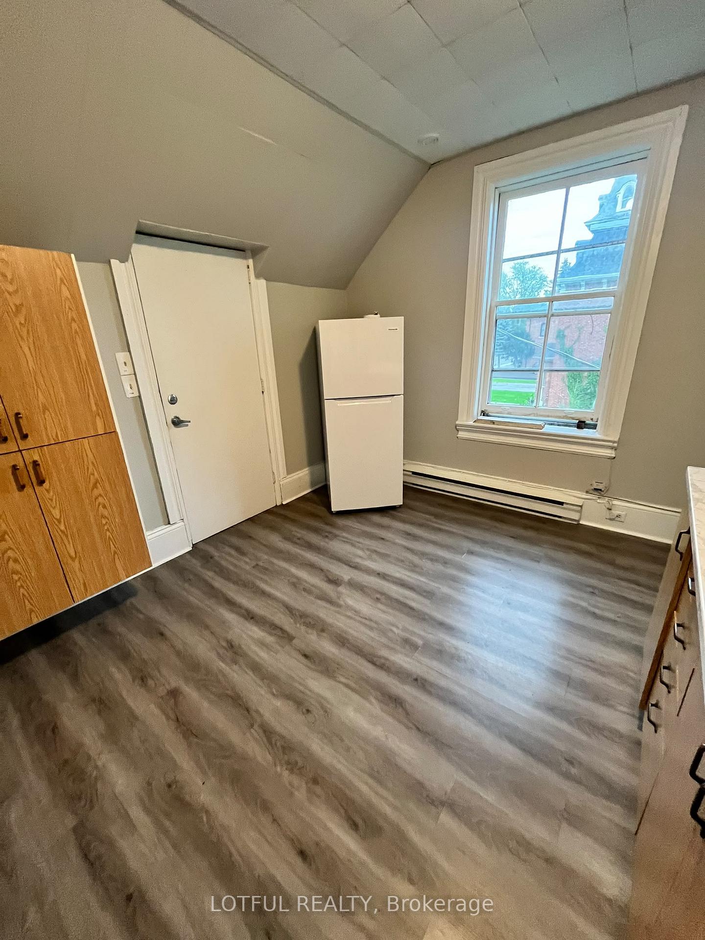 Photo 13 of Unit 4, 33 Lakeshore Drive, South Dundas, Morrisburg — HOMEH