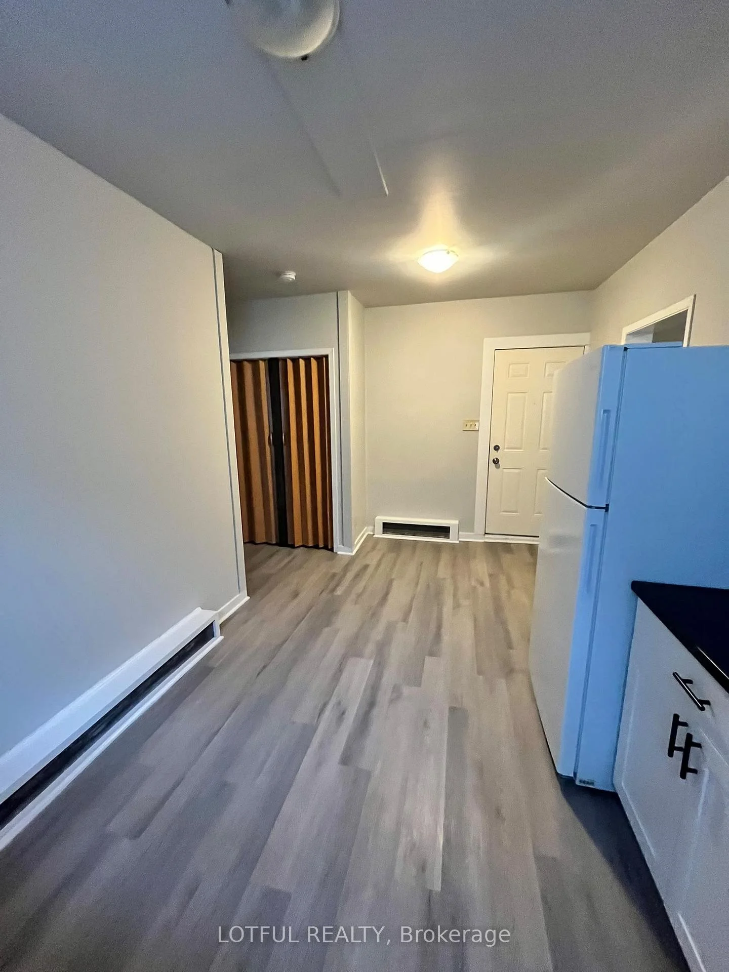 Photo 8 of Unit 4, 33 Lakeshore Drive, South Dundas, Morrisburg — HOMEH