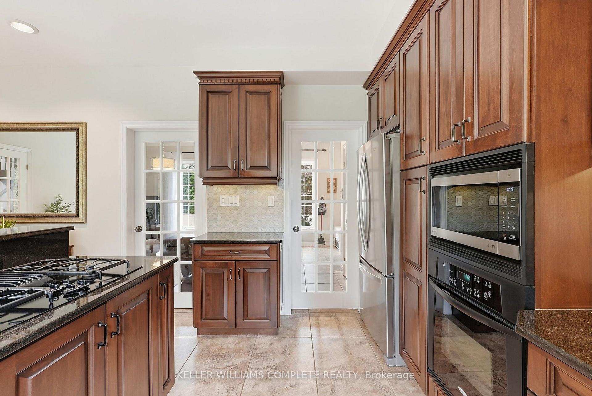 Photo 16 of 359 Sunnymeade Drive, Hamilton, Ancaster — HOMEH