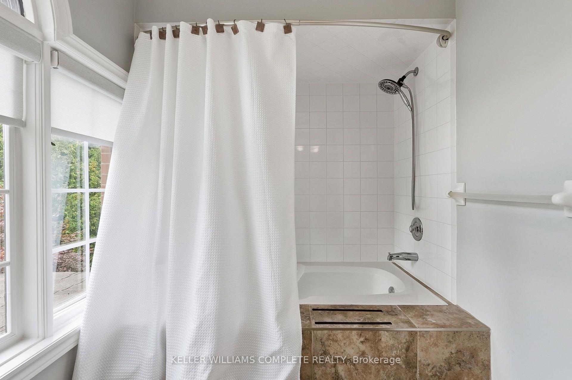 Photo 36 of 359 Sunnymeade Drive, Hamilton, Ancaster — HOMEH