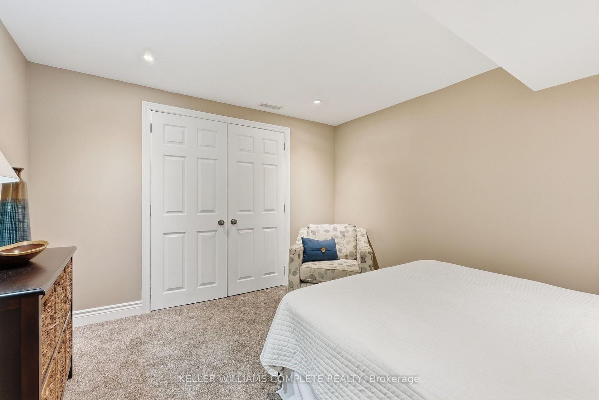 Photo 40 of 359 Sunnymeade Drive, Hamilton, Ancaster — HOMEH
