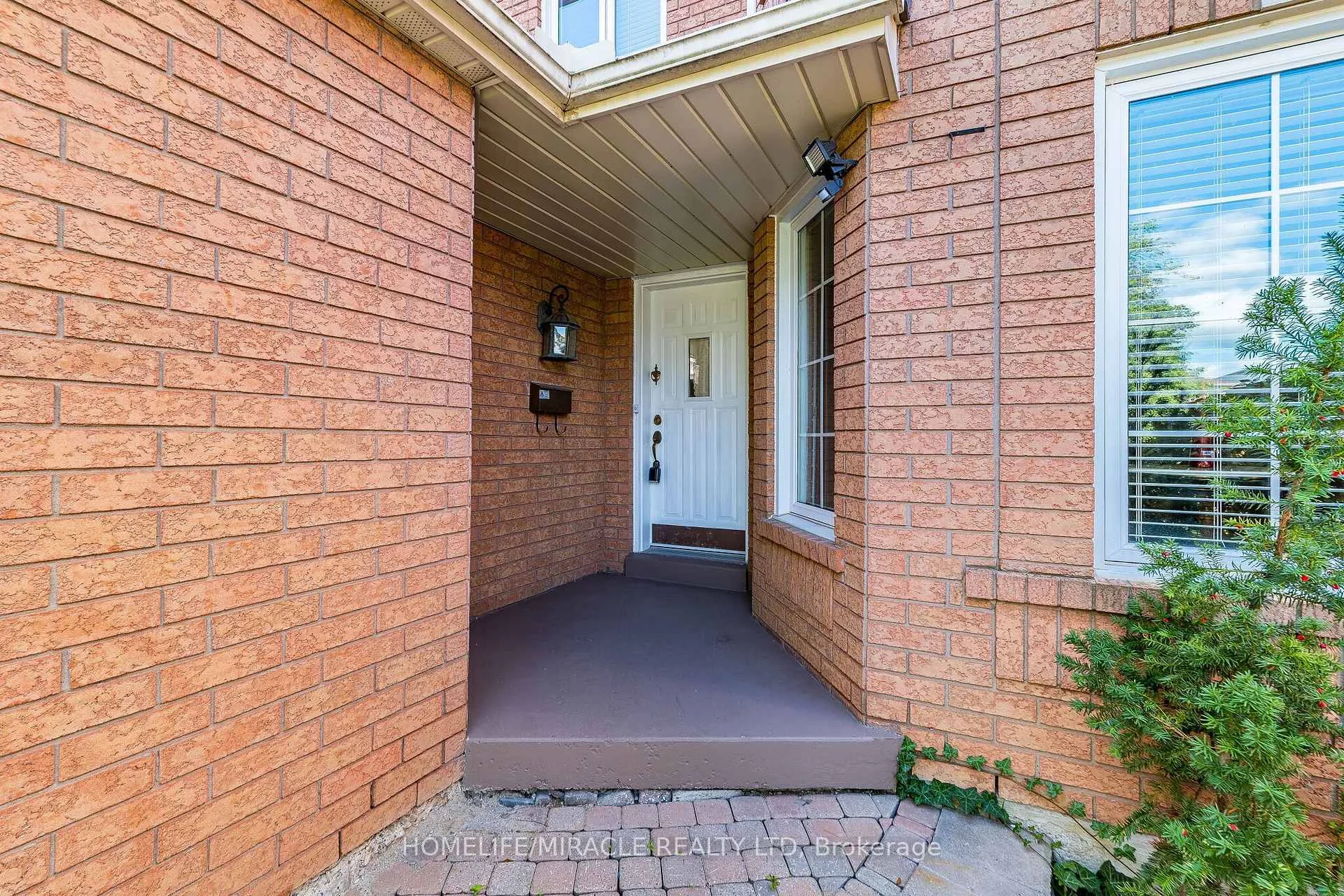 Photo 11 of 42 Porteous Circle, Brampton, Northgate — HOMEH