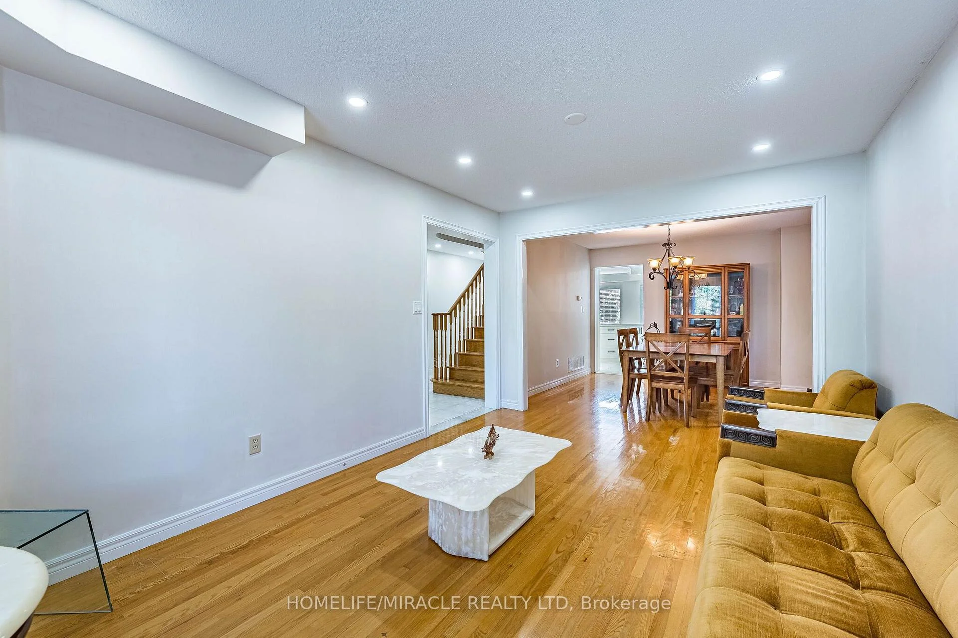 Photo 16 of 42 Porteous Circle, Brampton, Northgate — HOMEH