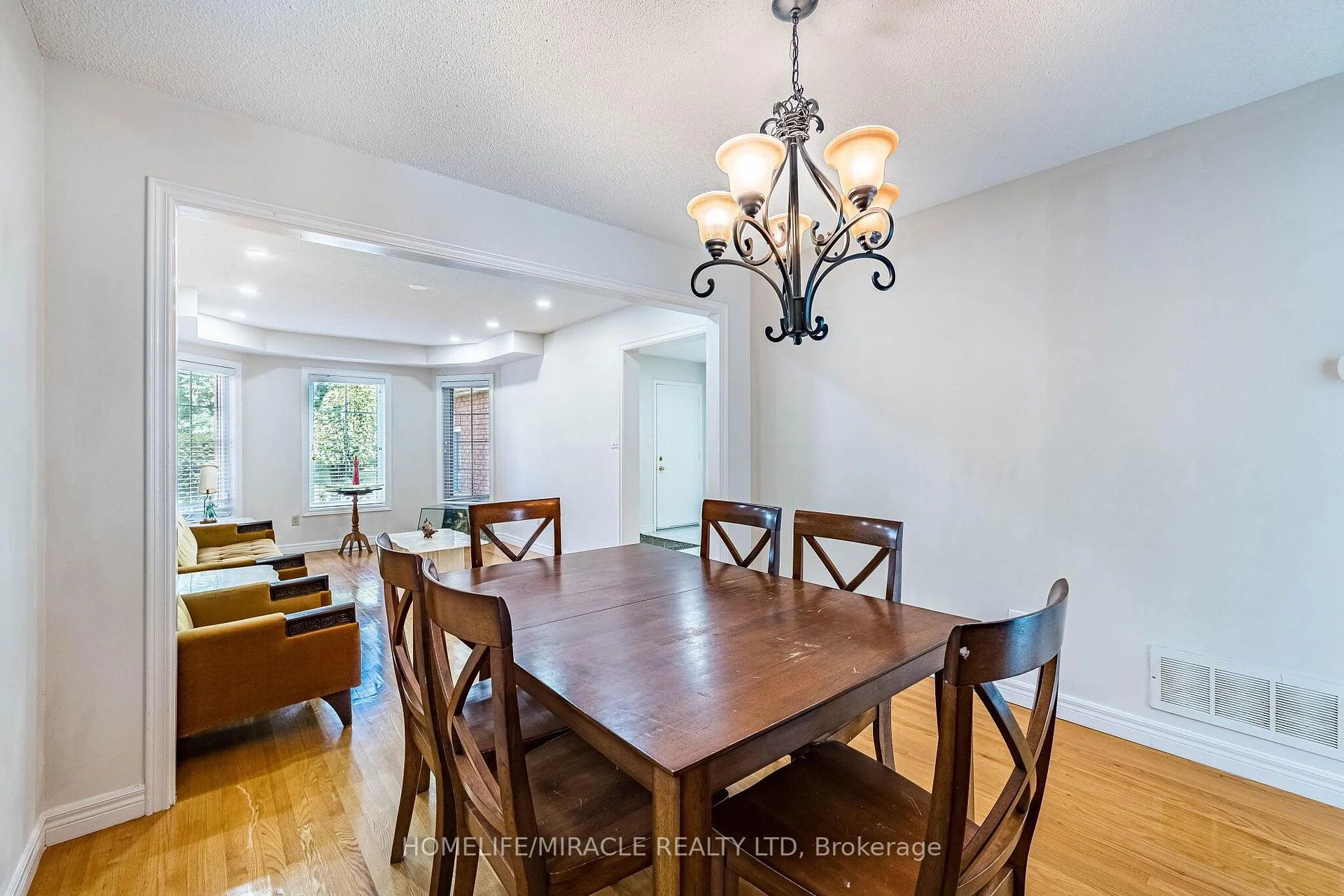 Photo 17 of 42 Porteous Circle, Brampton, Northgate — HOMEH