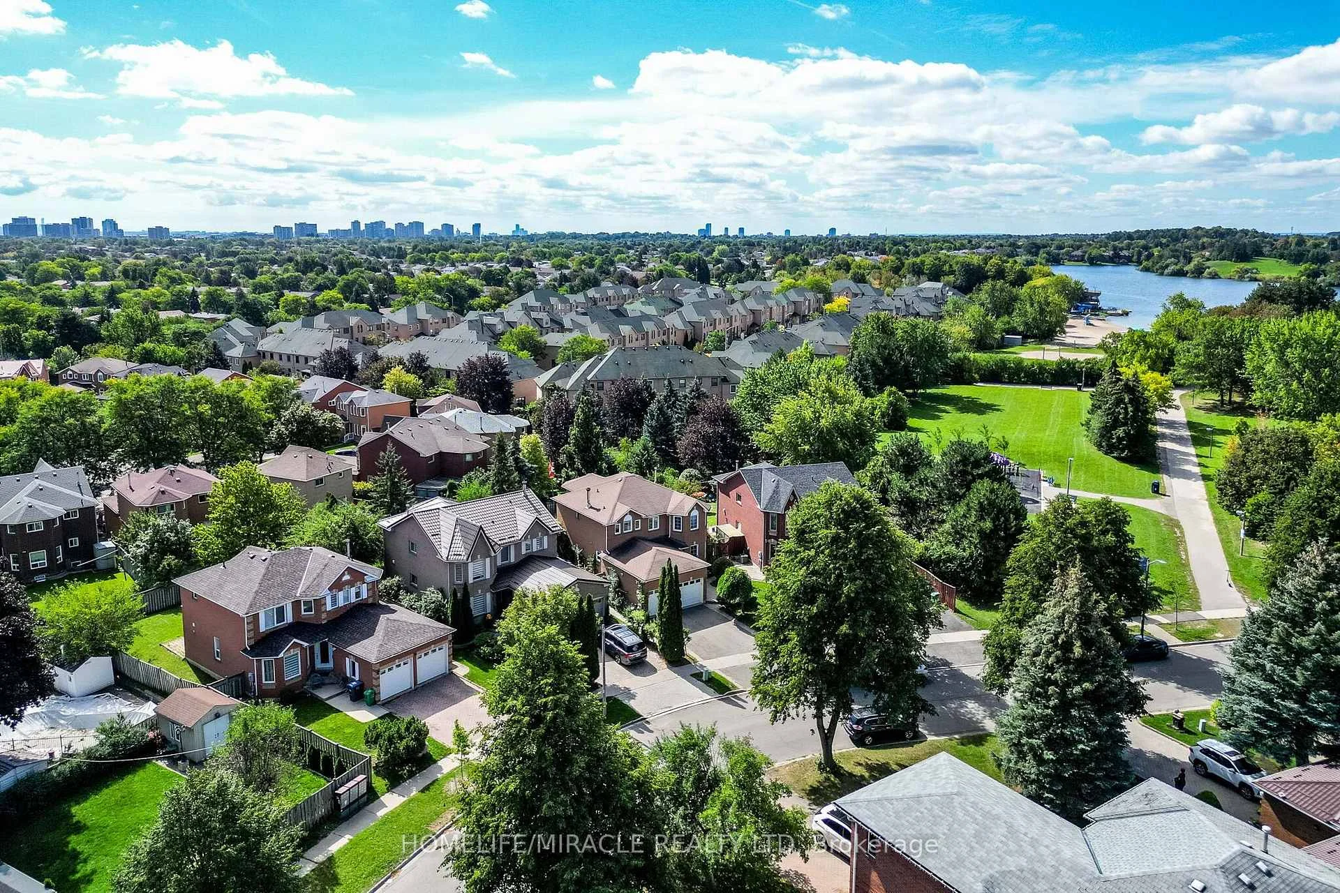 Photo 48 of 42 Porteous Circle, Brampton, Northgate — HOMEH