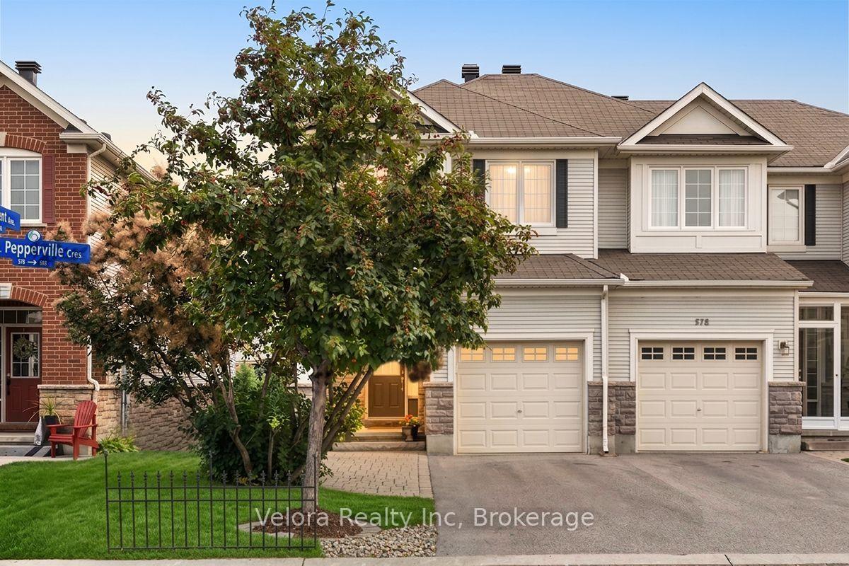 Photo 1 of 576 Pepperville Crescent, Ottawa, Kanata - Emerald Meadows/Trailwest — HOMEH