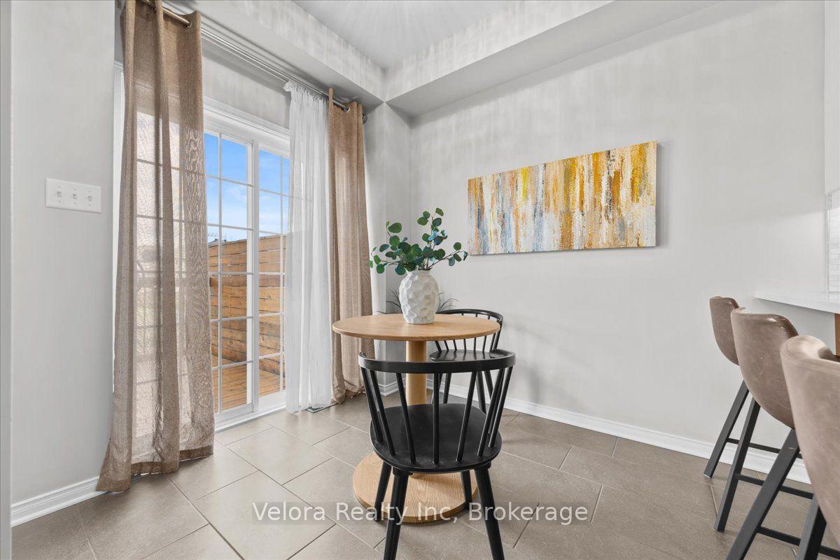 Photo 21 of 576 Pepperville Crescent, Ottawa, Kanata - Emerald Meadows/Trailwest — HOMEH