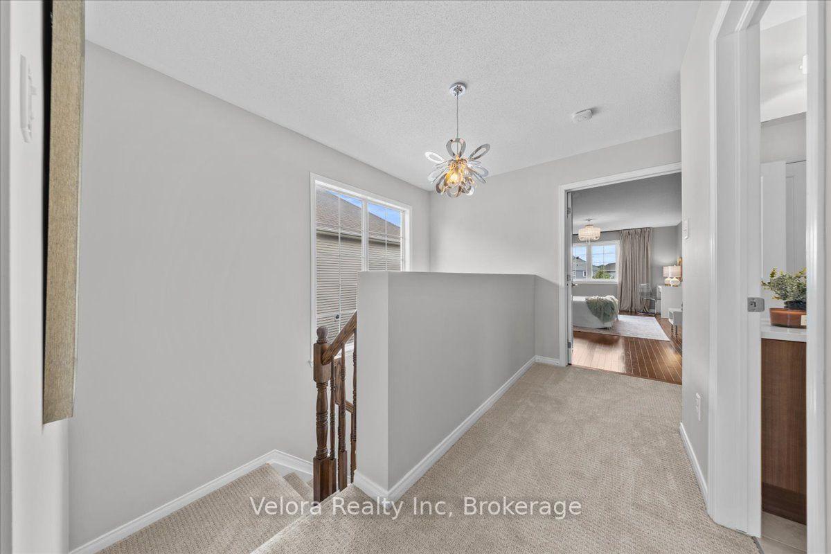 Photo 24 of 576 Pepperville Crescent, Ottawa, Kanata - Emerald Meadows/Trailwest — HOMEH