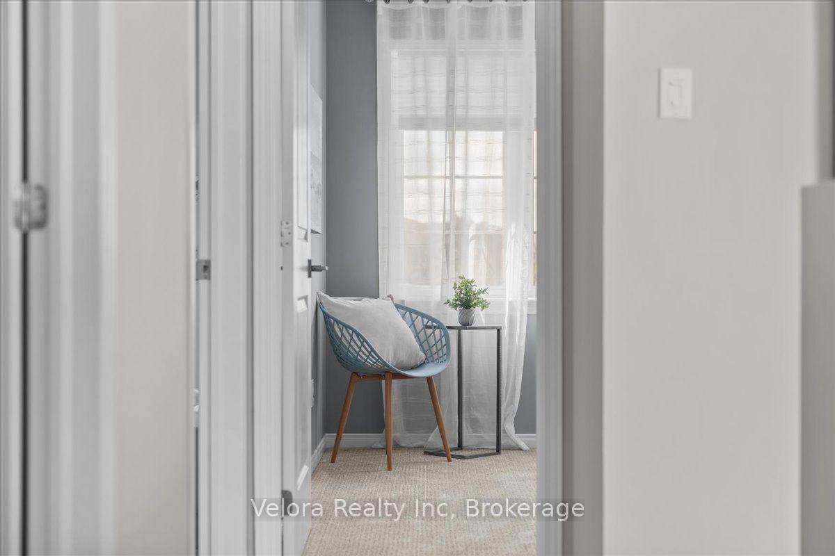 Photo 37 of 576 Pepperville Crescent, Ottawa, Kanata - Emerald Meadows/Trailwest — HOMEH