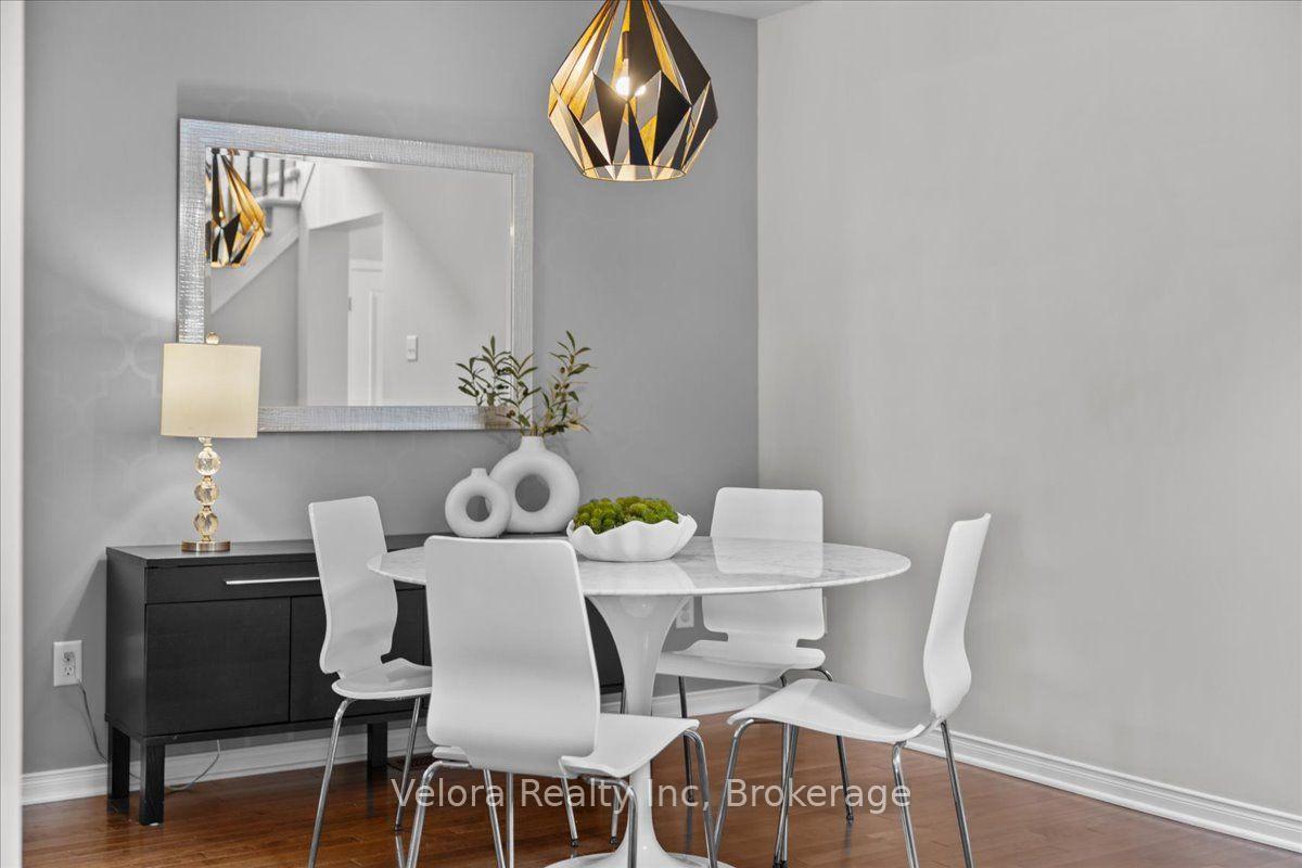 Photo 11 of 576 Pepperville Crescent, Ottawa, Kanata - Emerald Meadows/Trailwest — HOMEH