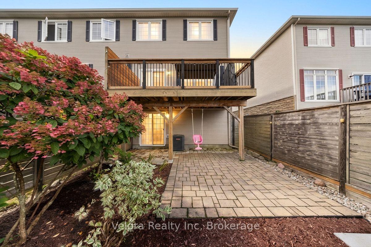 Photo 45 of 576 Pepperville Crescent, Ottawa, Kanata - Emerald Meadows/Trailwest — HOMEH