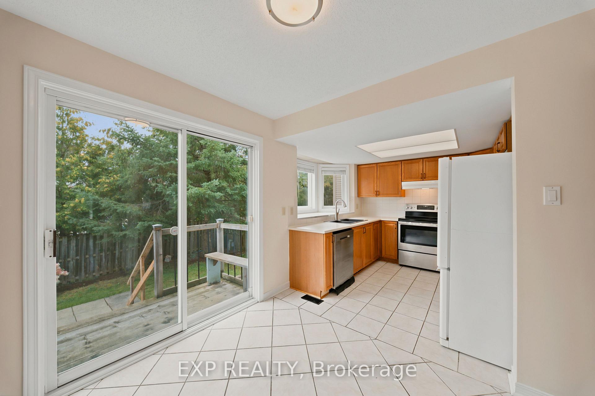 Photo 9 of 2165 Johnston Road, Ottawa, Hunt Club Park — HOMEH