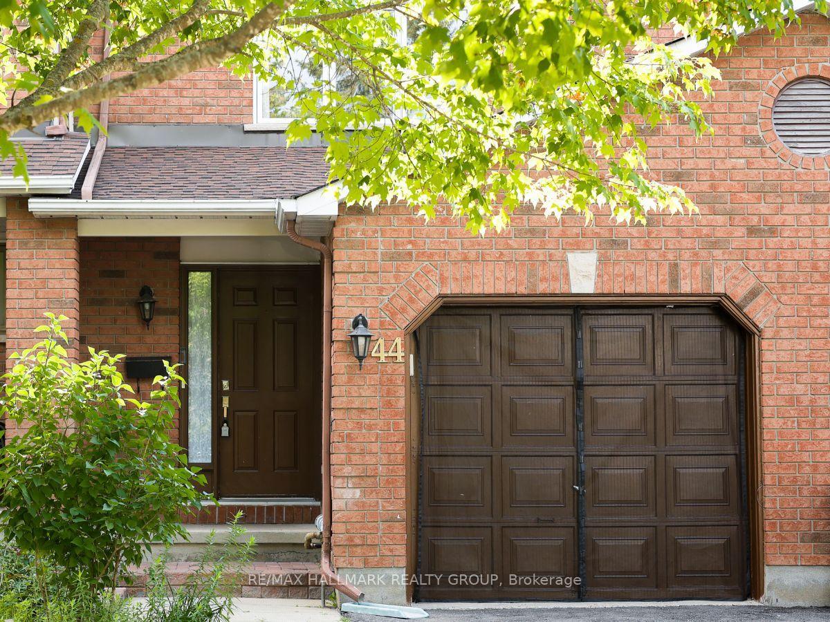Photo of 44 Winnegreen Court