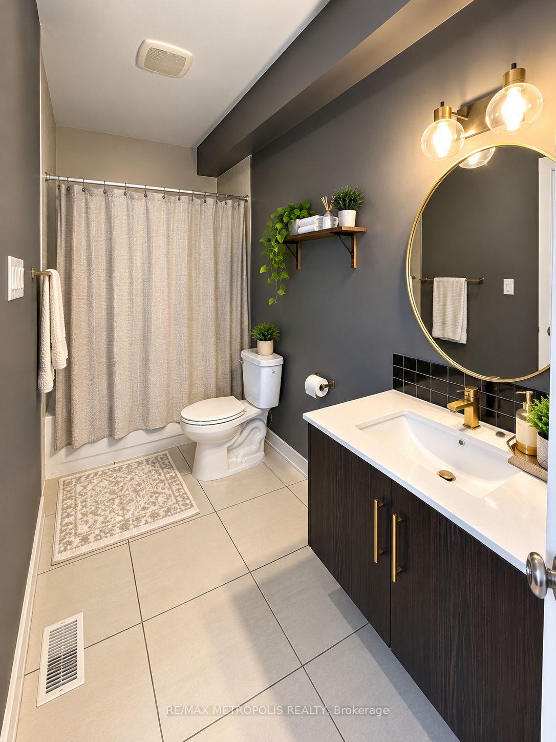 Photo 8 of 384 Chaffey Street, Welland, Lincoln/Crowland — HOMEH