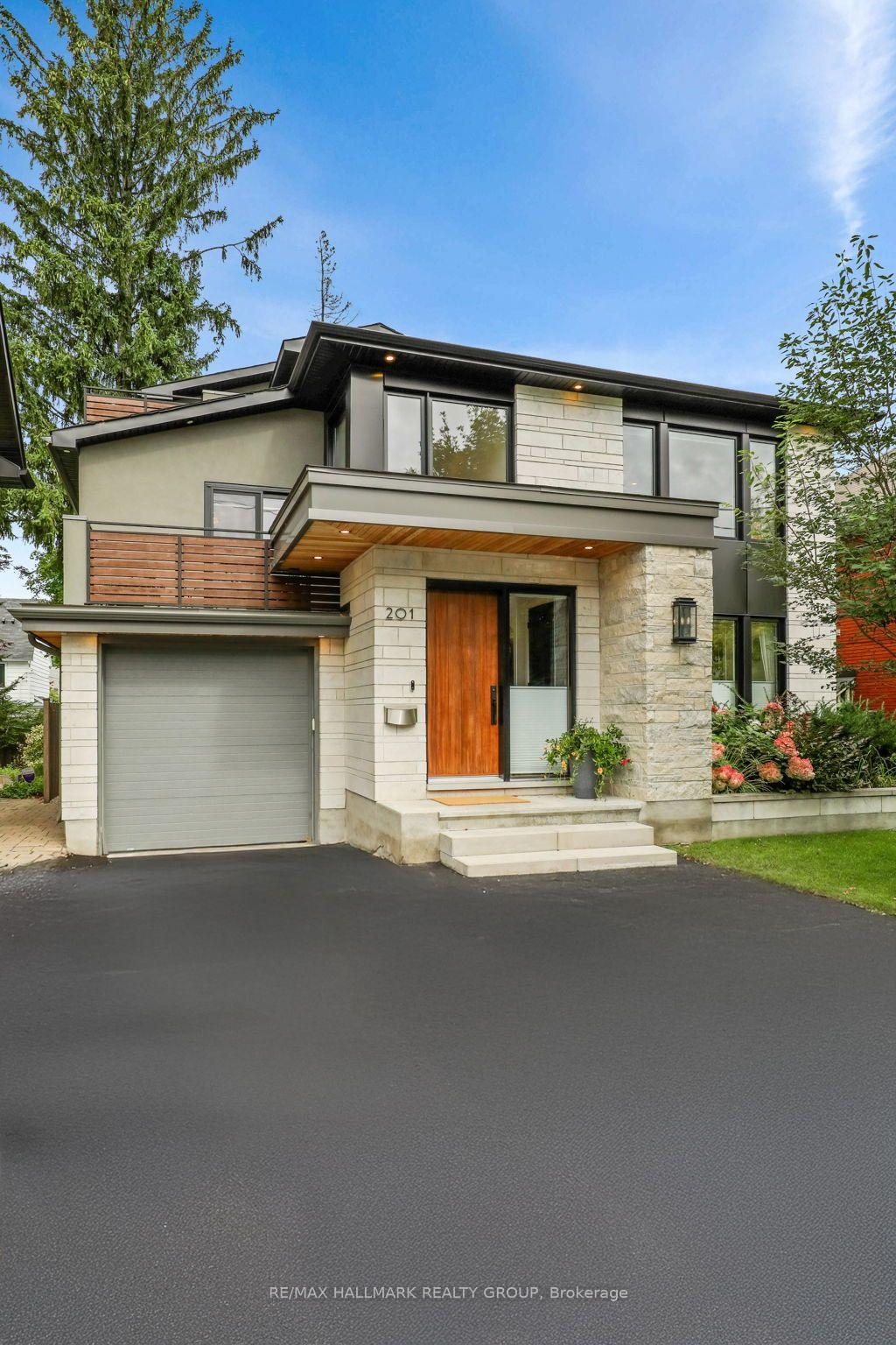Photo 2 of 201 Faraday Street, Ottawa, Ottawa West — HOMEH