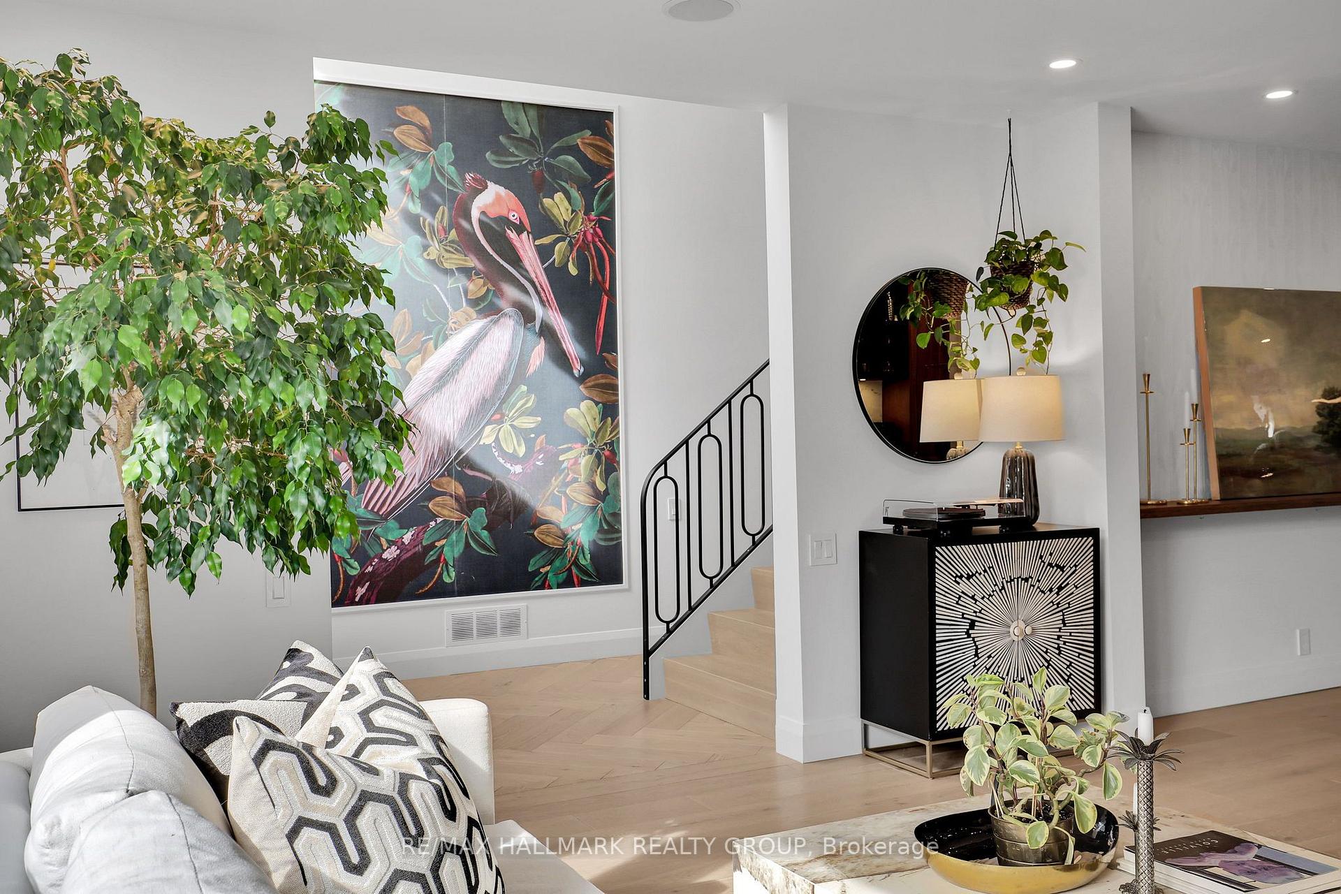 Photo 9 of 201 Faraday Street, Ottawa, Ottawa West — HOMEH