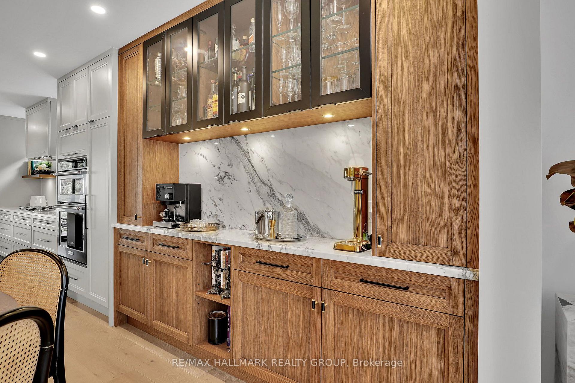 Photo 13 of 201 Faraday Street, Ottawa, Ottawa West — HOMEH