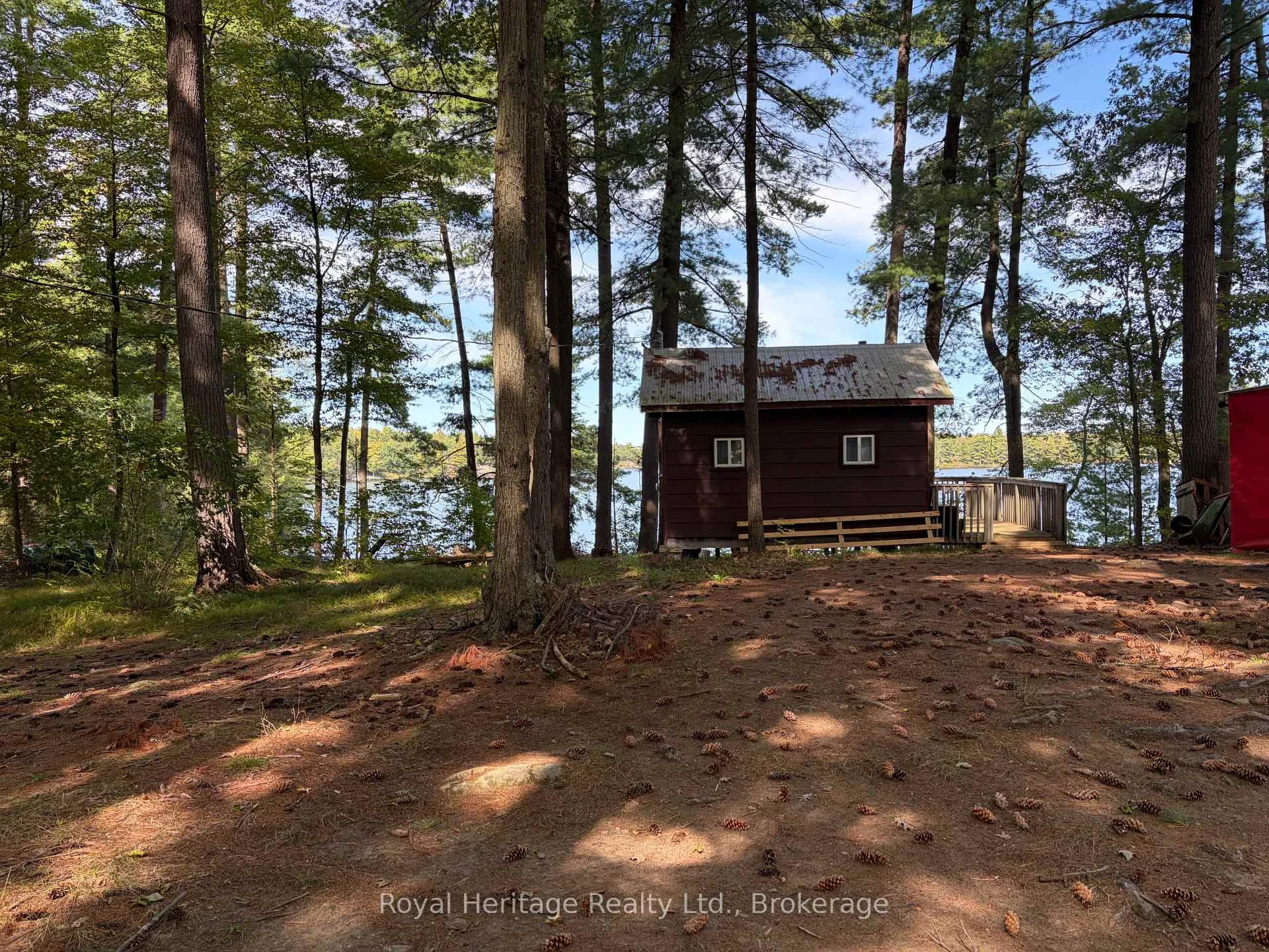 Photo 3 of 1244B Sparks Lane, Central Frontenac, Frontenac Centre — HOMEH