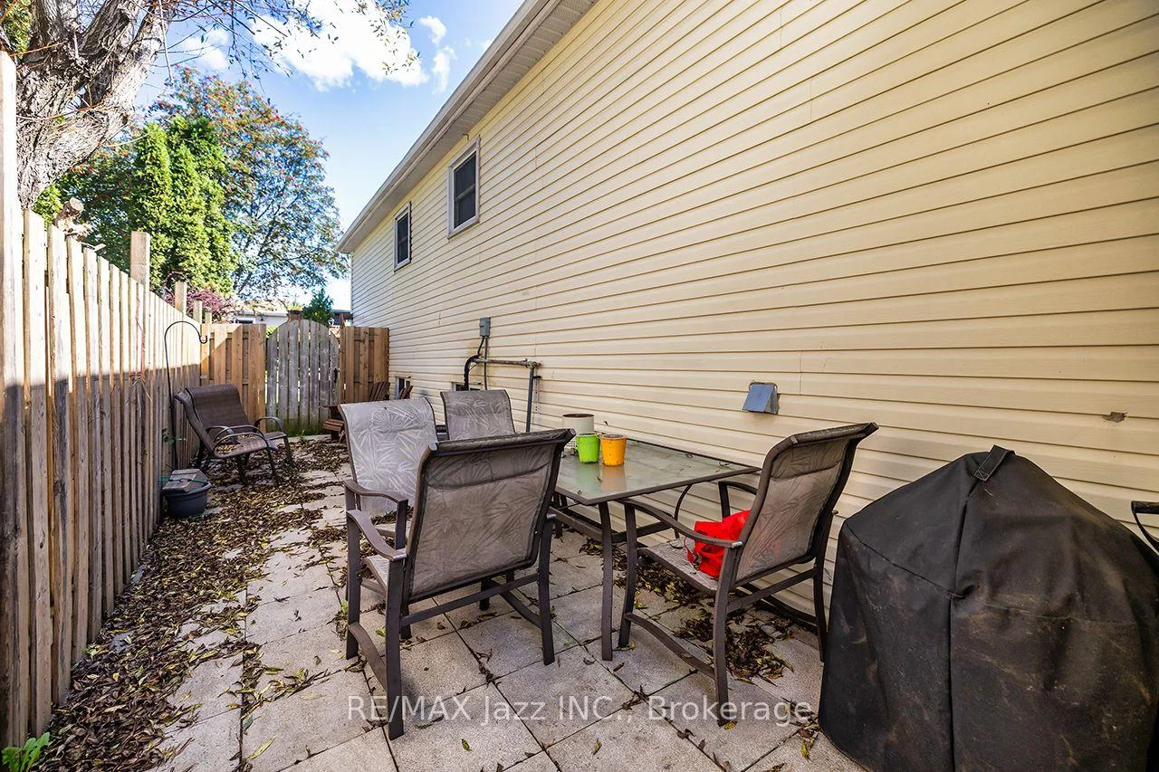 Photo 12 of 1431 Ritson Road S, Oshawa, Lakeview — HOMEH