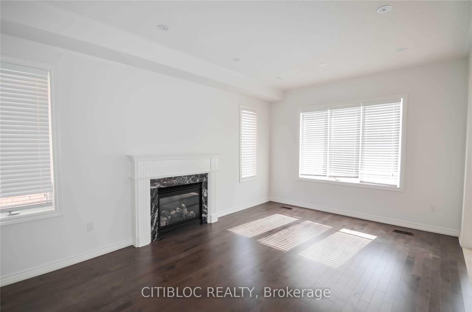 Photo 5 of 1280 Shortreed Terrace, Newmarket, Stonehaven-Wyndham — HOMEH