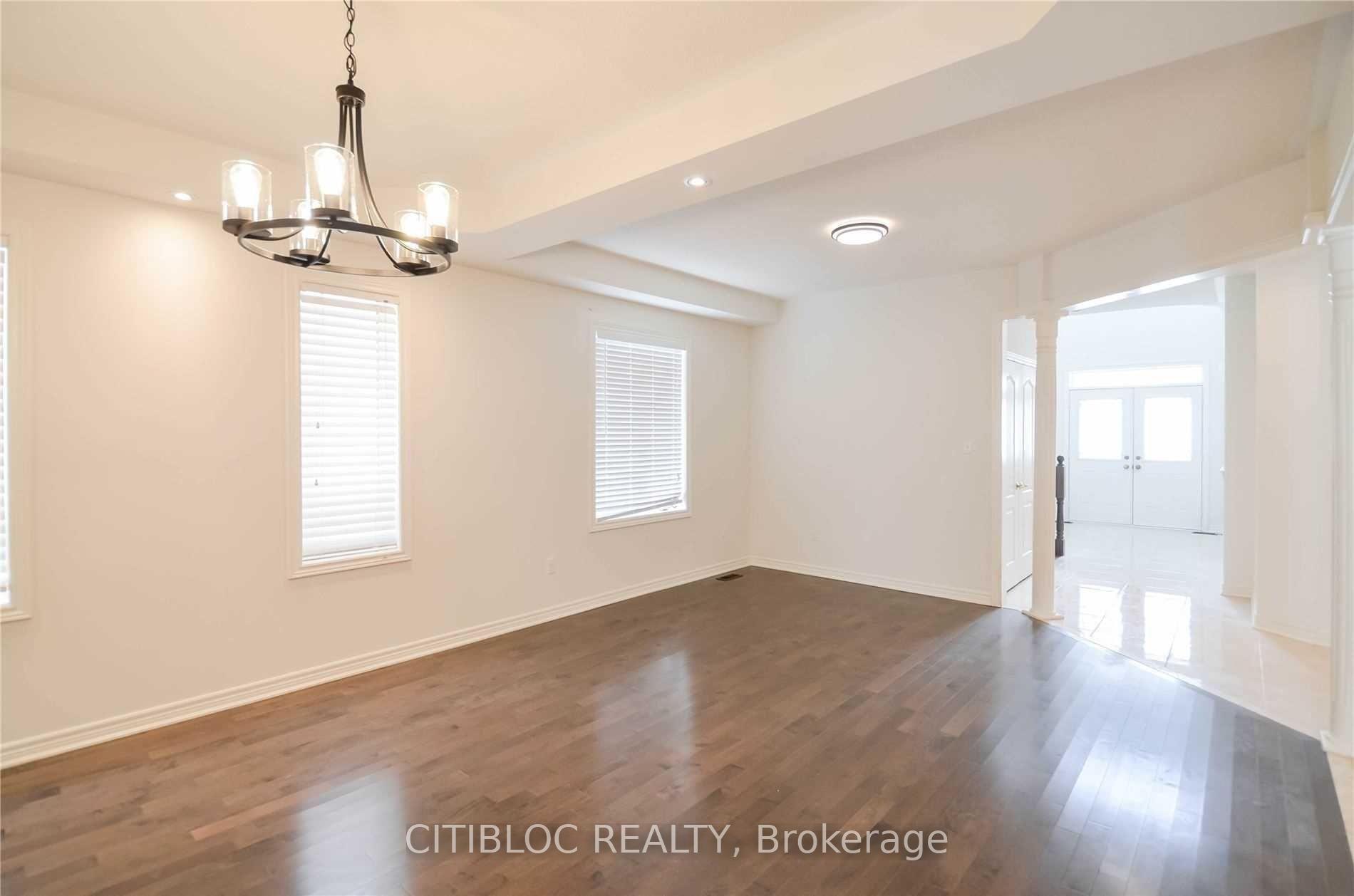 Photo 6 of 1280 Shortreed Terrace, Newmarket, Stonehaven-Wyndham — HOMEH