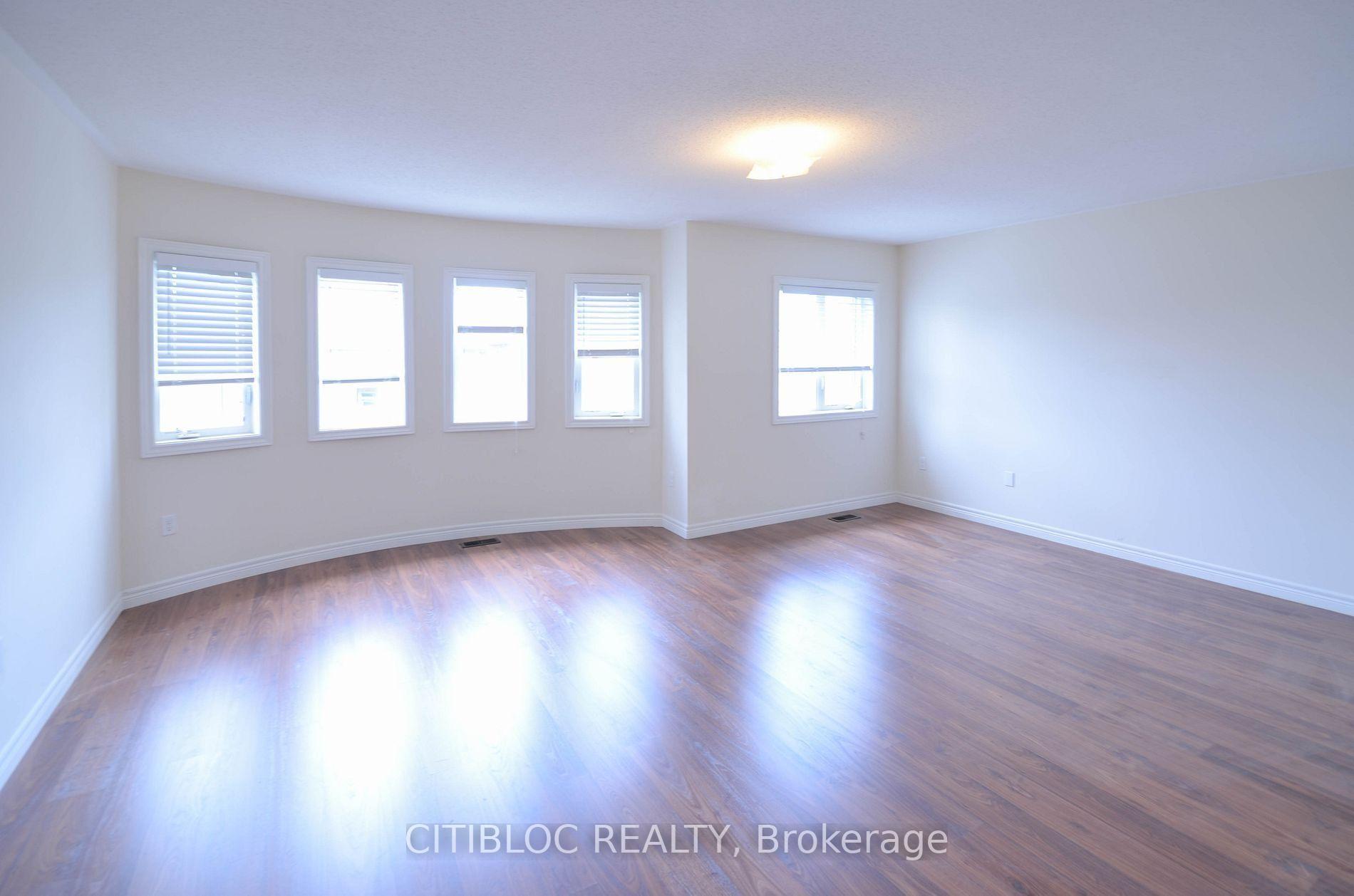 Photo 9 of 1280 Shortreed Terrace, Newmarket, Stonehaven-Wyndham — HOMEH