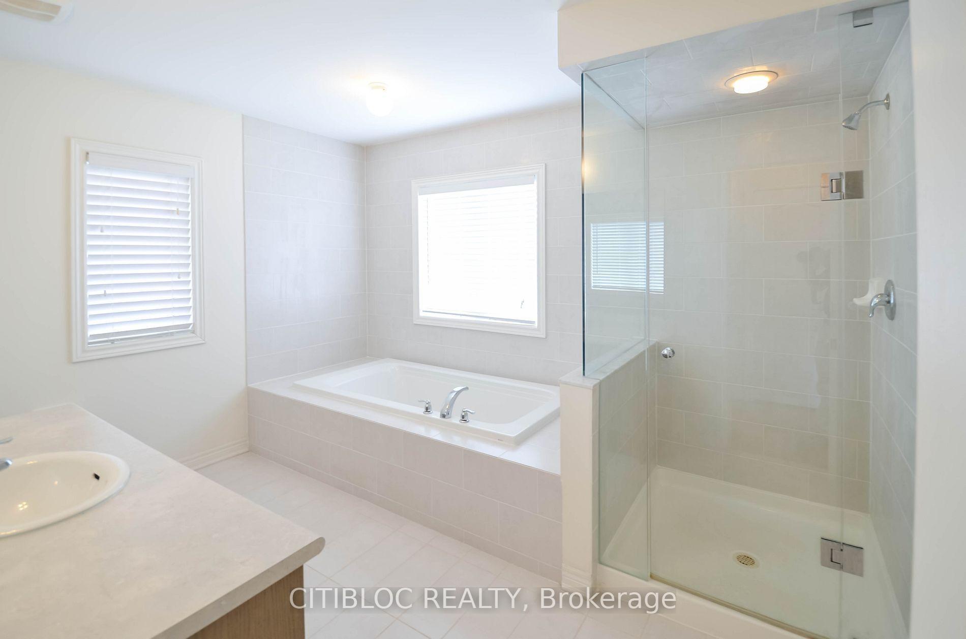 Photo 10 of 1280 Shortreed Terrace, Newmarket, Stonehaven-Wyndham — HOMEH