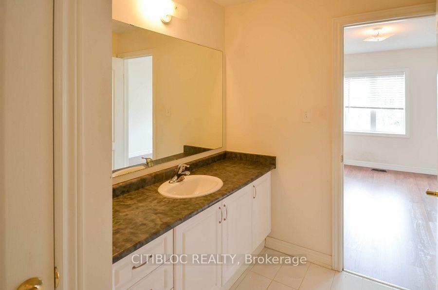 Photo 12 of 1280 Shortreed Terrace, Newmarket, Stonehaven-Wyndham — HOMEH
