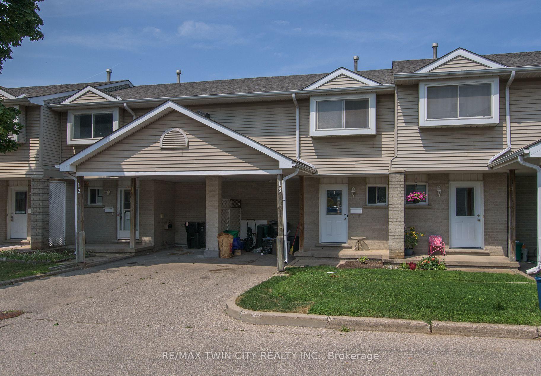 Photo 2 of Unit 13, 125 Sekura Crescent, Cambridge, Greenway-Chaplin — HOMEH