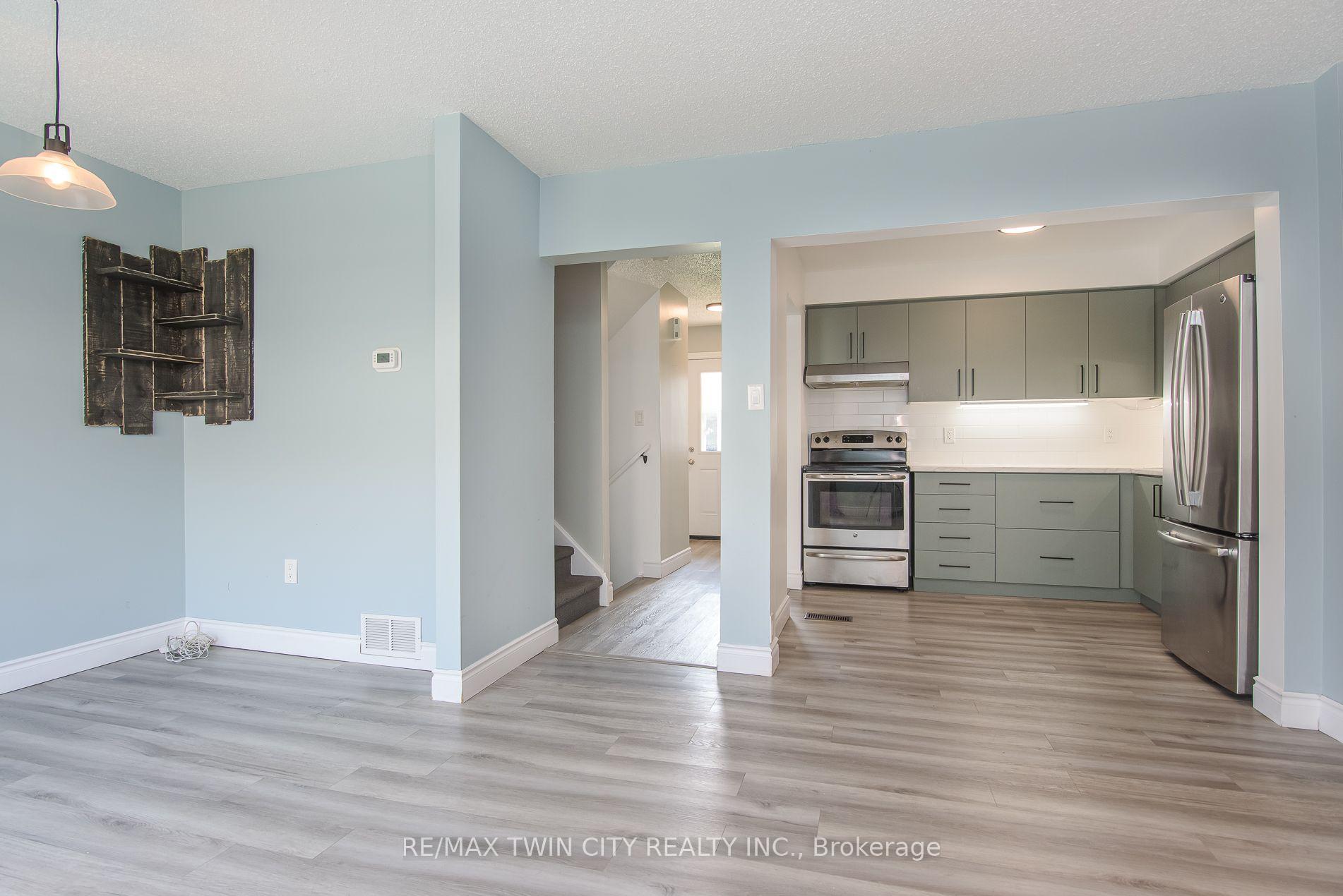 Photo 17 of Unit 13, 125 Sekura Crescent, Cambridge, Greenway-Chaplin — HOMEH