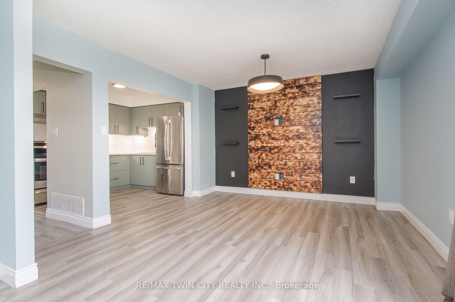 Photo 18 of Unit 13, 125 Sekura Crescent, Cambridge, Greenway-Chaplin — HOMEH