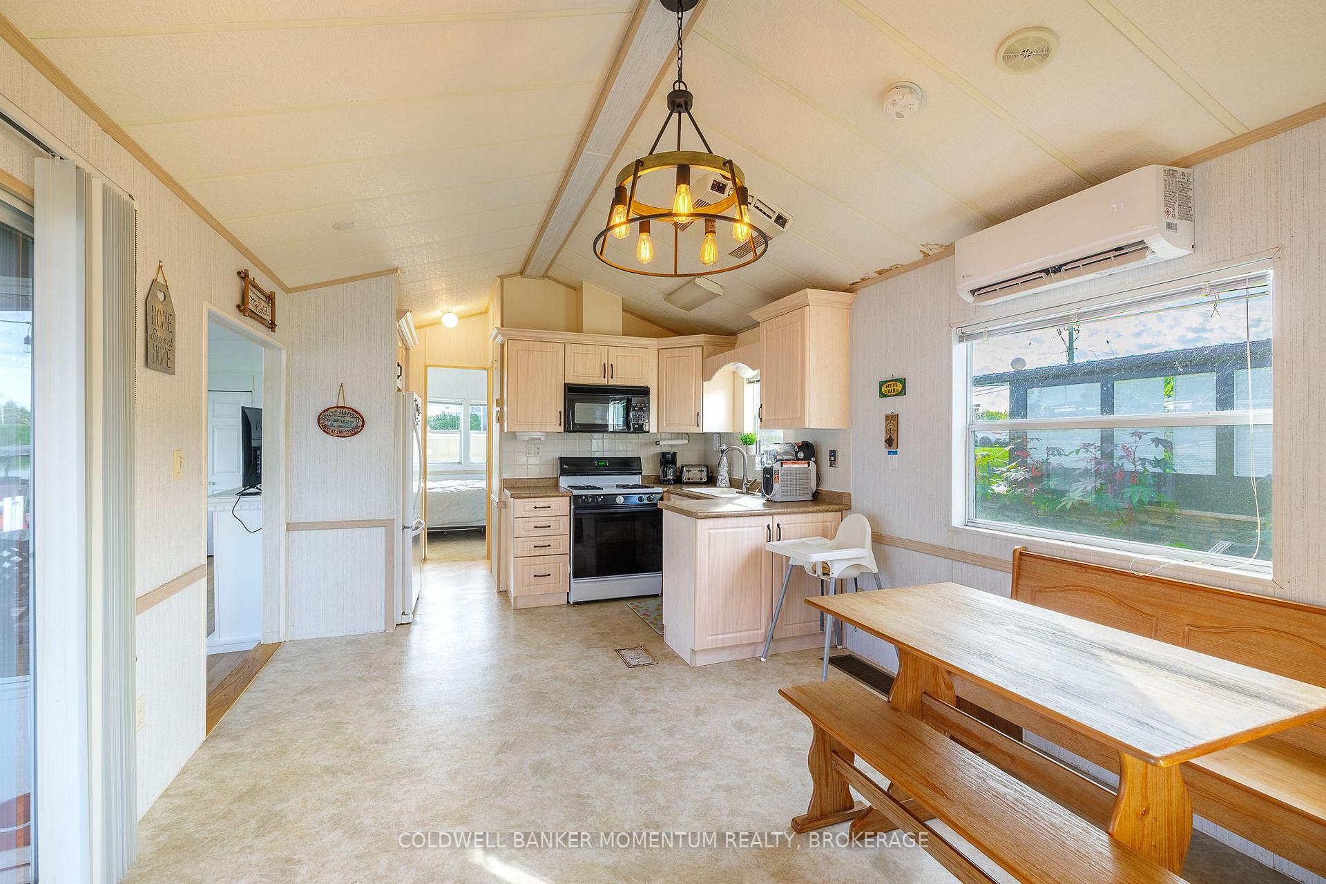 Photo 7 of 151 Quarry View, Port Colborne, Sherkston — HOMEH