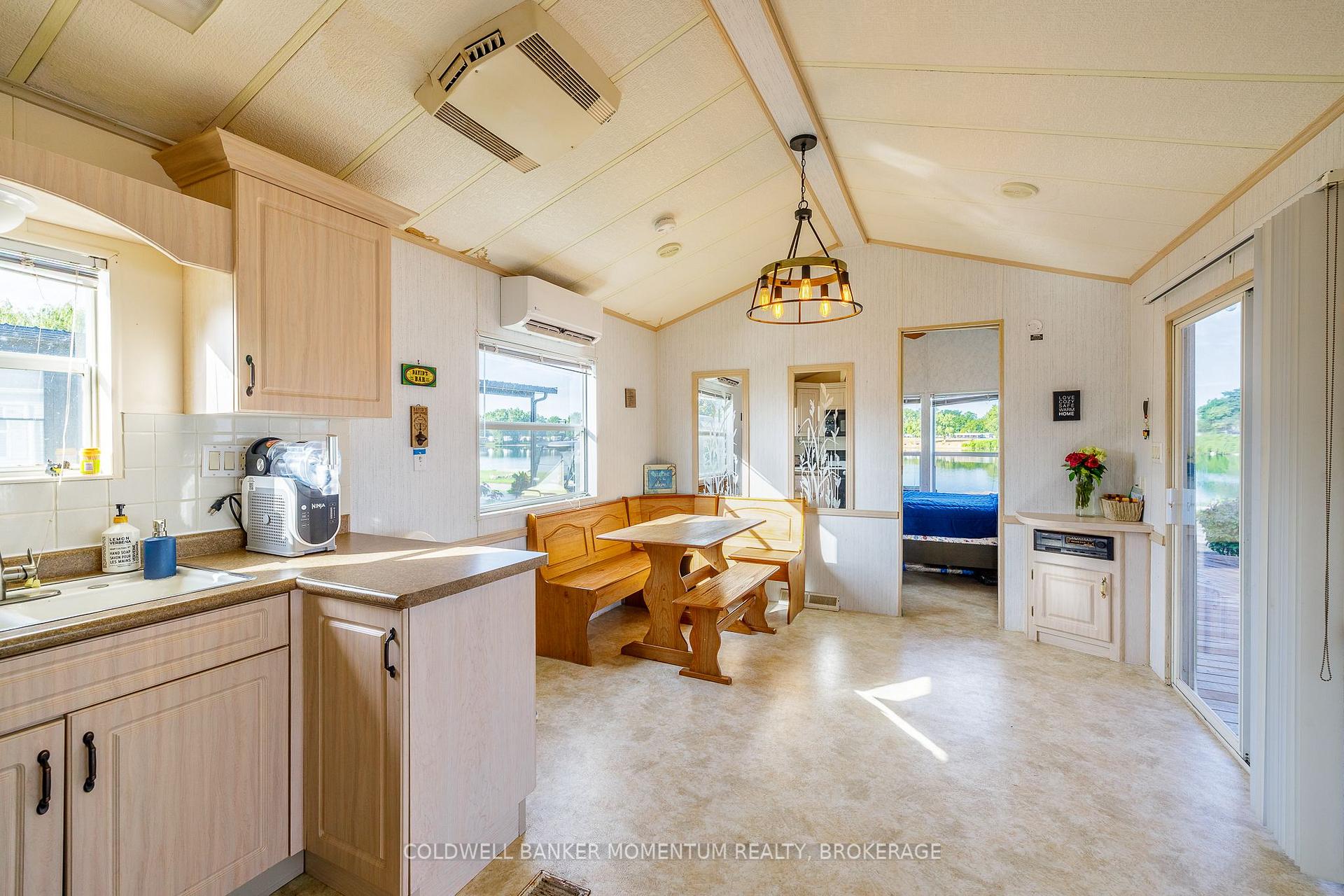 Photo 10 of 151 Quarry View, Port Colborne, Sherkston — HOMEH