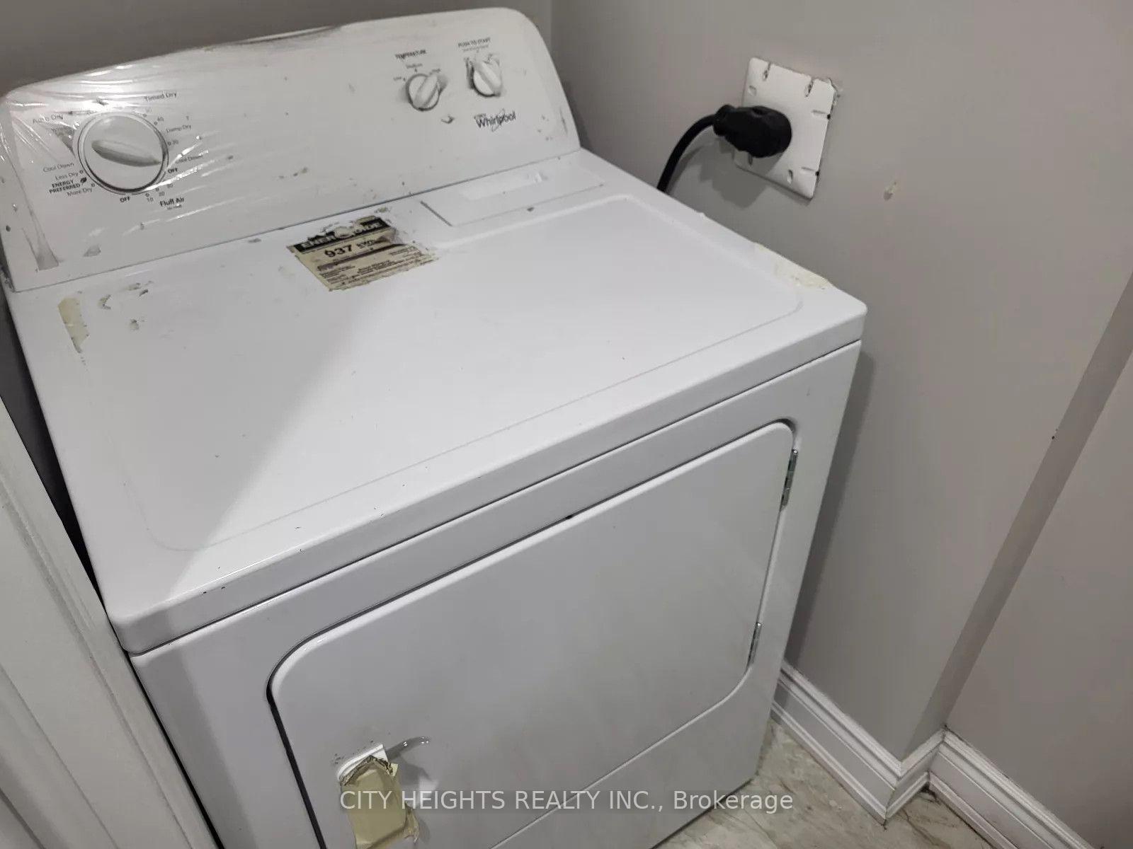 Photo 15 of Unit Basement, 39 Mincing Trail, Brampton, Northwest Brampton — HOMEH