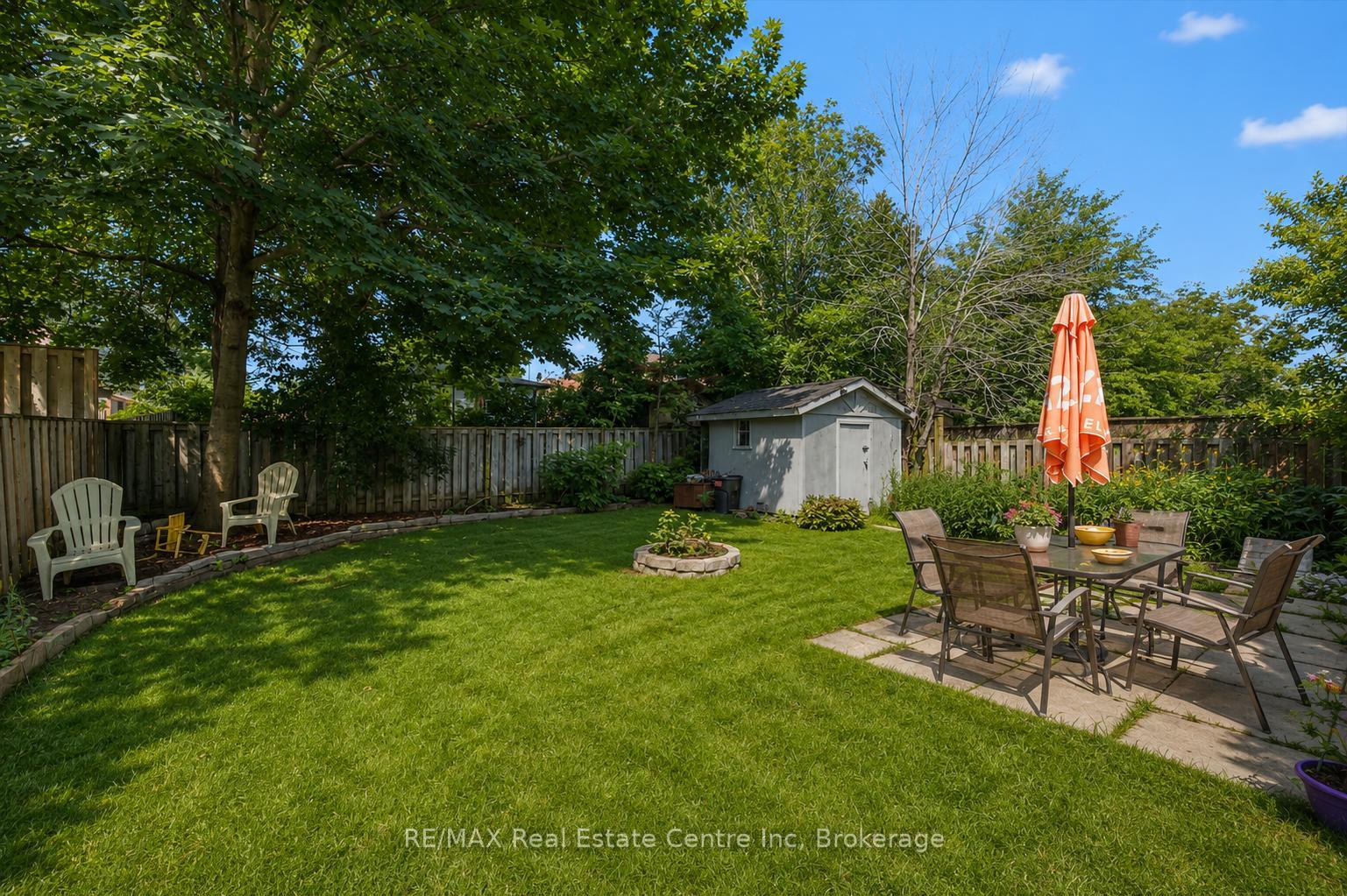 Photo 14 of 369 West Acres Drive, Guelph, Willow West/Sugarbush/West Acres — HOMEH